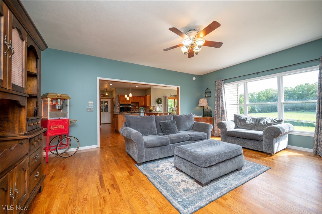 New Waterford, Ohio, 44445, United States, 4 Bedrooms Bedrooms, ,4 BathroomsBathrooms,Residential,For Sale,1931014