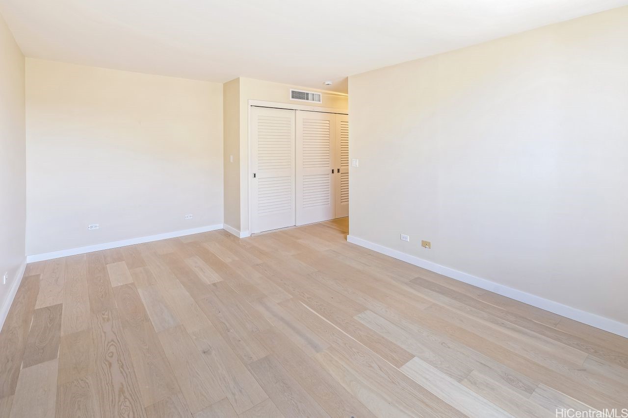 Honolulu, Hawaii, 96815, United States, 2 Bedrooms Bedrooms, ,2 BathroomsBathrooms,Residential,For Sale,1836877
