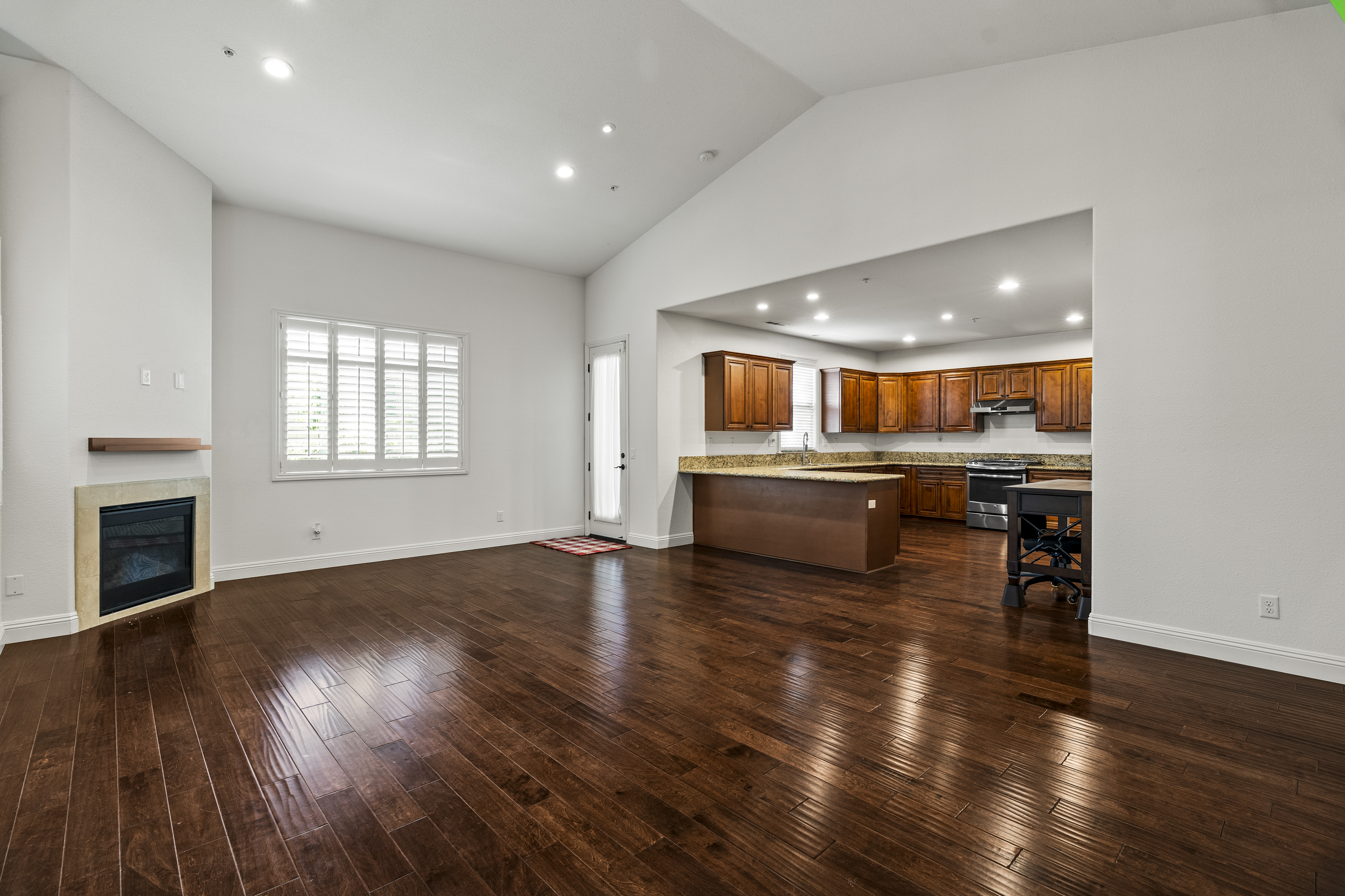  1357 Magnolia Ave - 物件實景