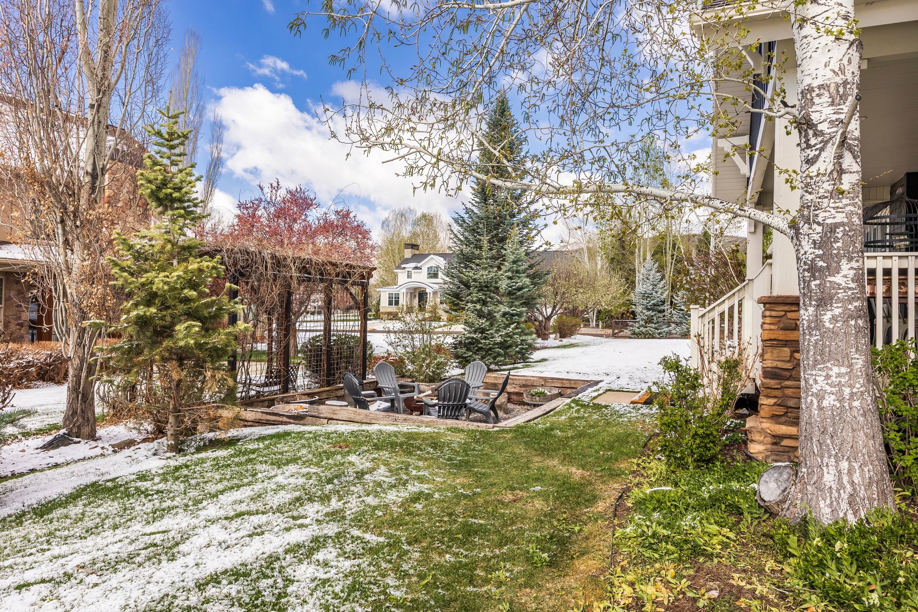  Custom Home In Dutch Fields Community In Midway - 物件實景