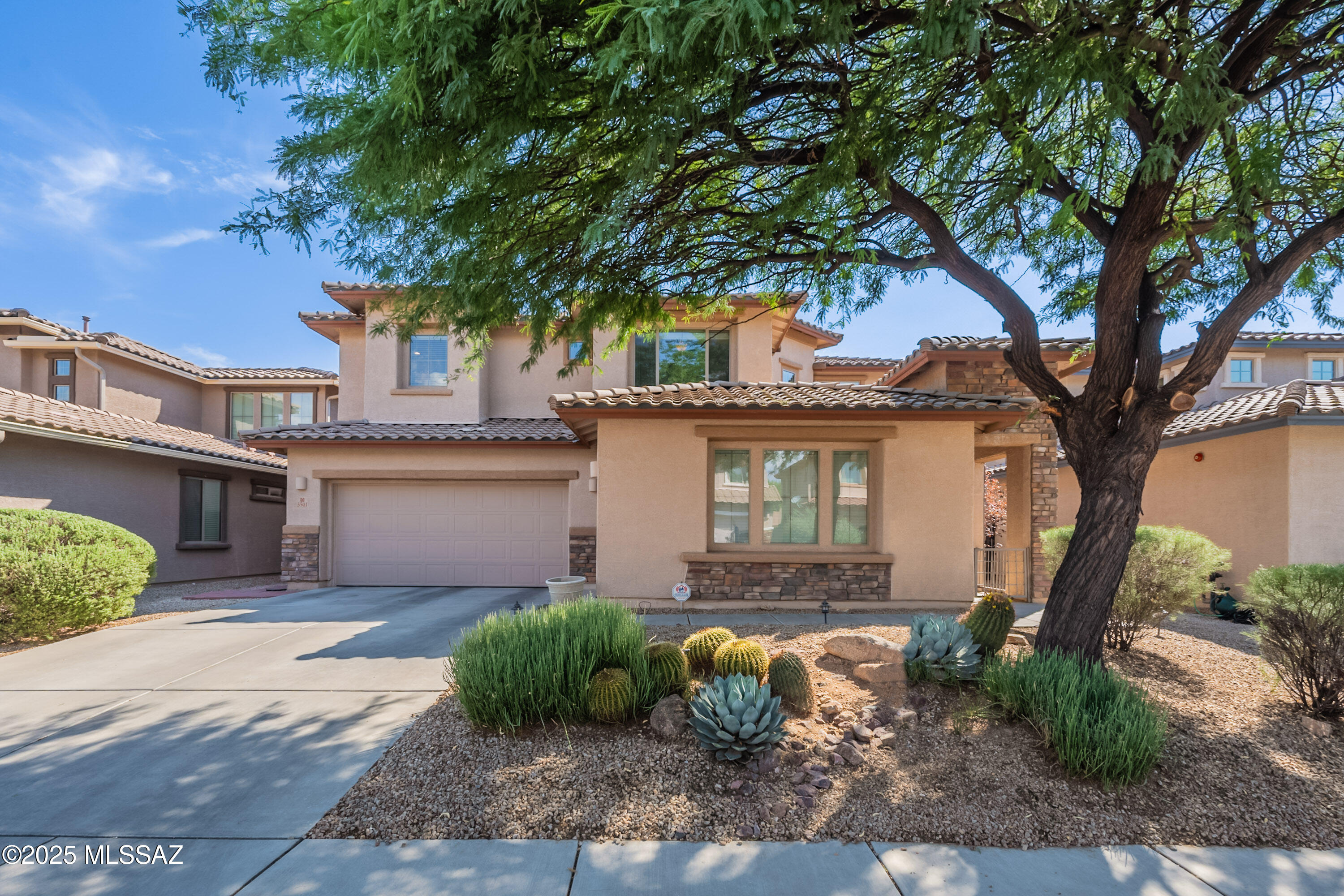 Marana, Arizona, 85658, United States, 3 Bedrooms Bedrooms, ,4 BathroomsBathrooms,Residential,For Sale,1911374
