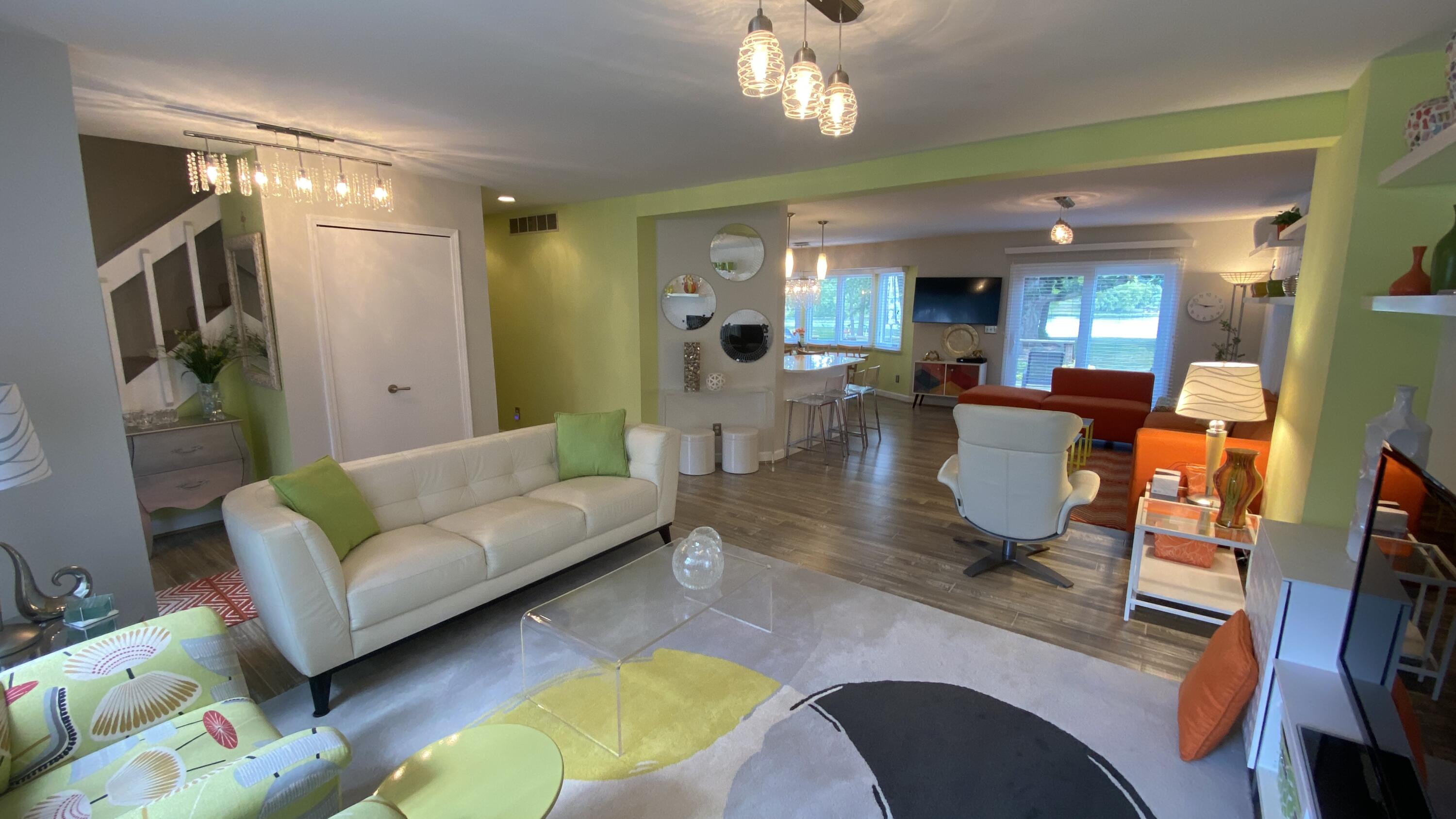 Crown Point, Indiana, 46307, United States, 4 Bedrooms Bedrooms, ,3 BathroomsBathrooms,Residential,For Sale,1924051