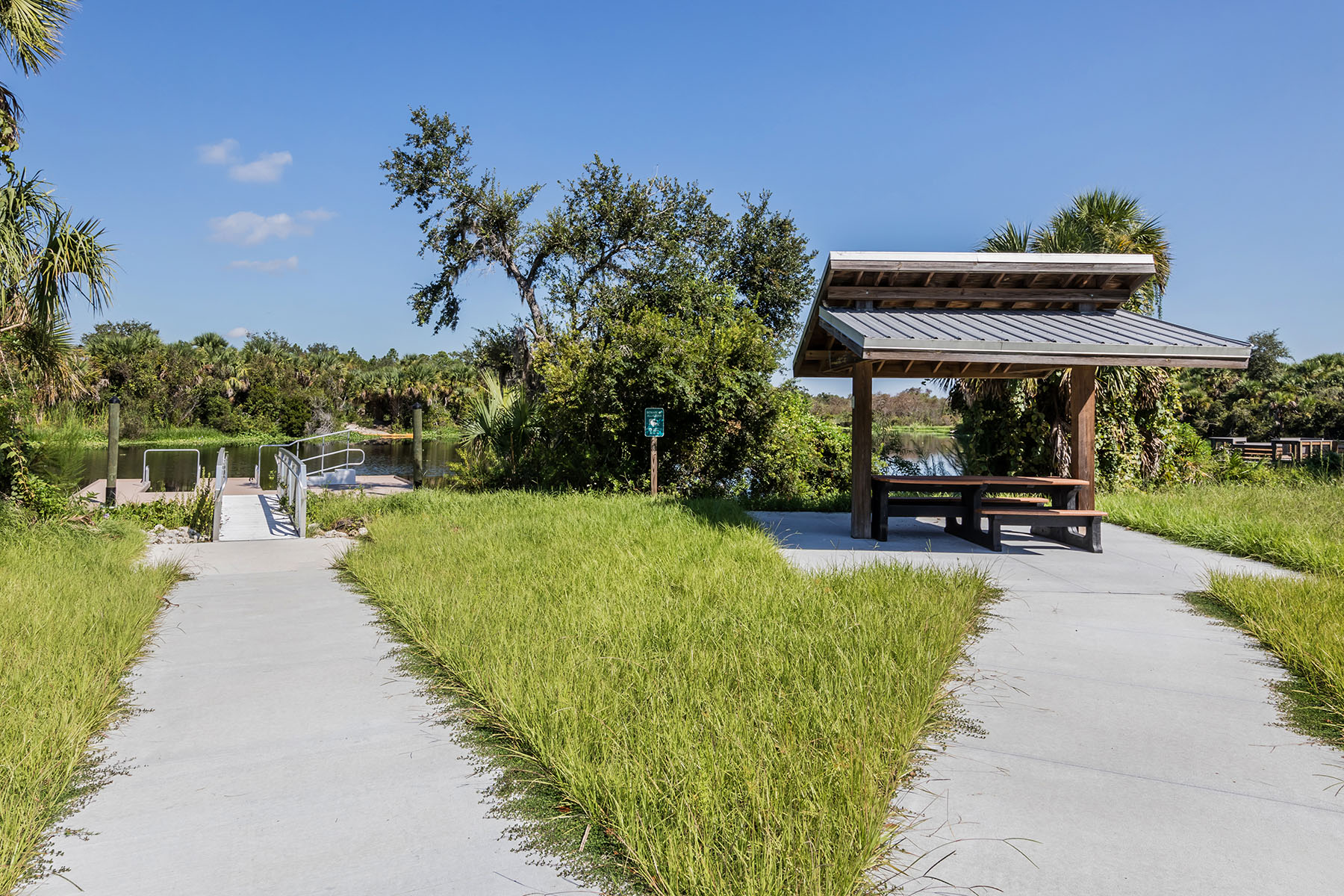  WARM MINERAL SPRINGS - 物件實景