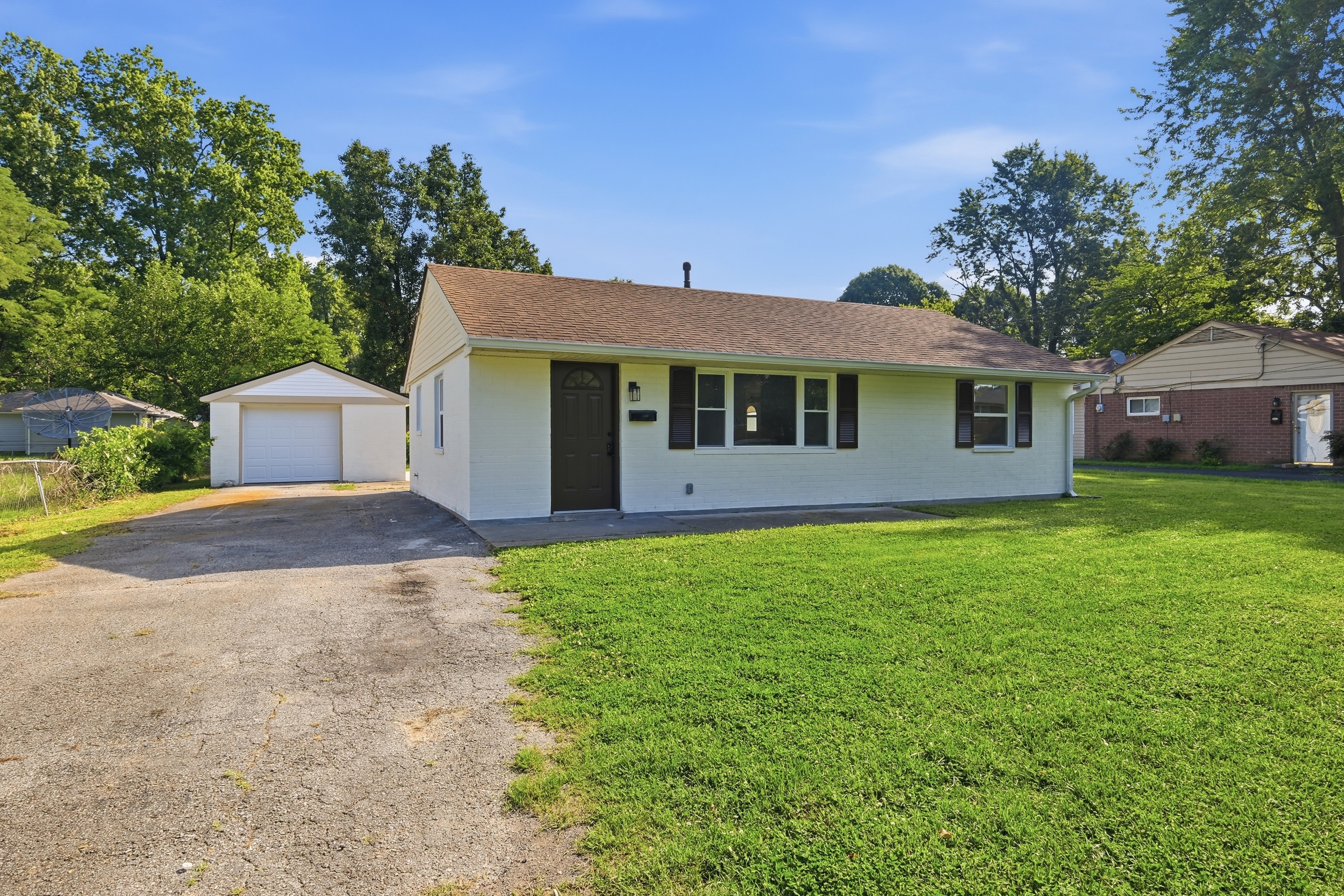  2209 Peaslee Road, Louisville, KY 40216 - 物件實景
