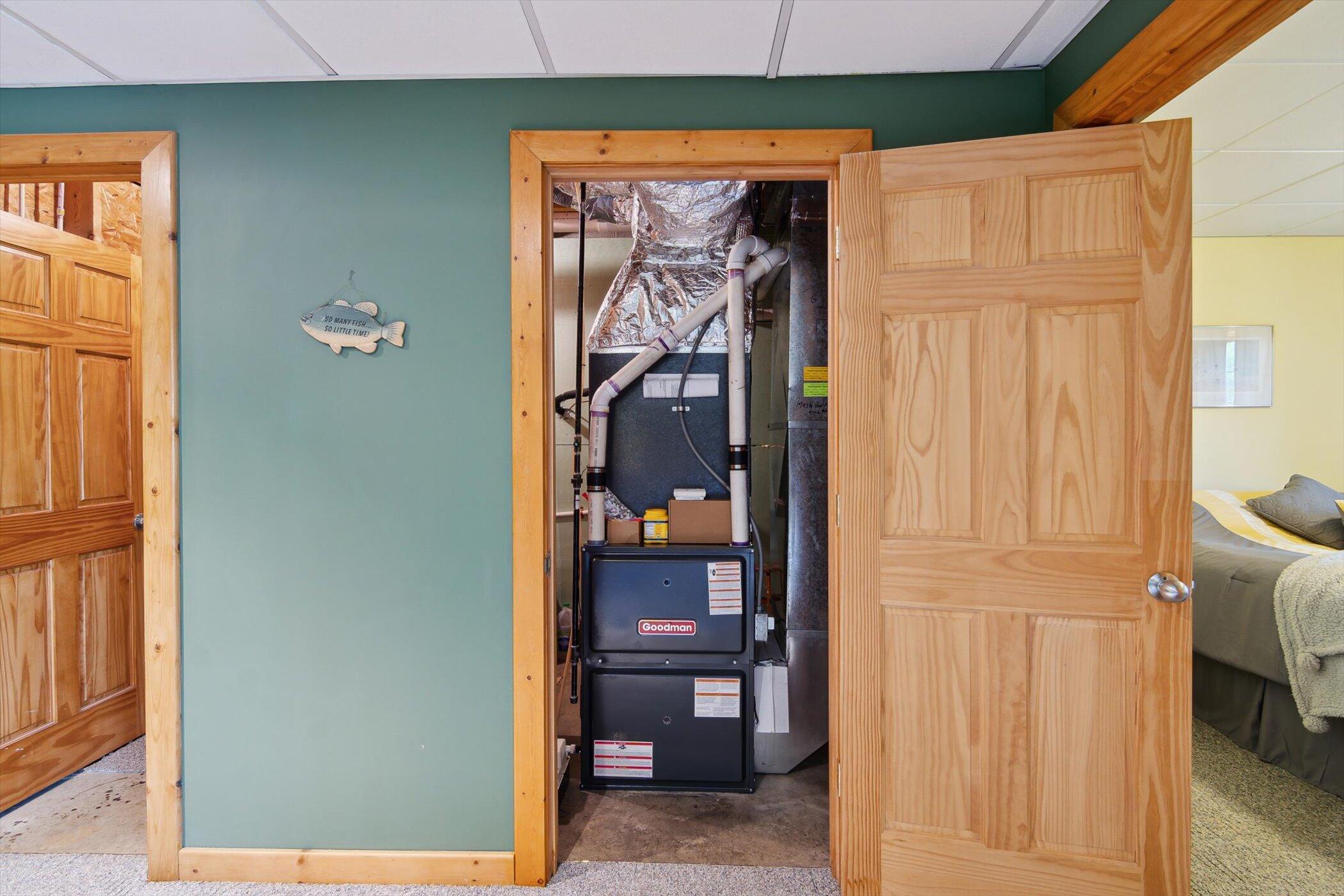 Hillsdale, Michigan, 49242, United States, 6 Bedrooms Bedrooms, ,4 BathroomsBathrooms,Residential,For Sale,1974672