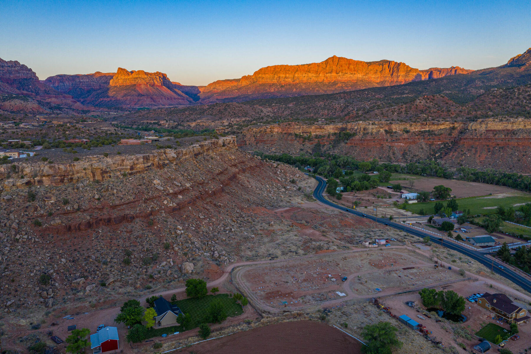  13+ Acres just 5 Miles From Zion National Park - 物件實景