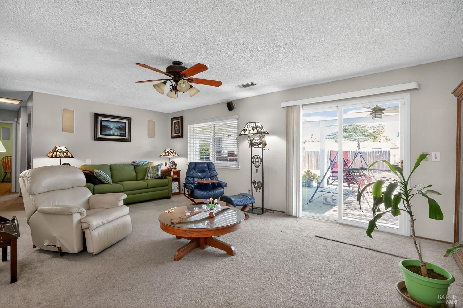 Fairfield, California, 94533, United States, 3 Bedrooms Bedrooms, ,2 BathroomsBathrooms,Residential,For Sale,1924818