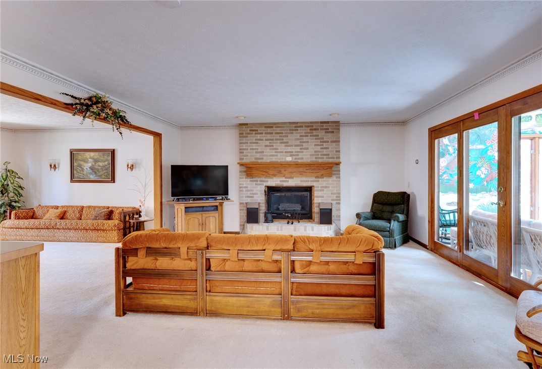 Aurora, Ohio, 44202, United States, 4 Bedrooms Bedrooms, ,3 BathroomsBathrooms,Residential,For Sale,1988003