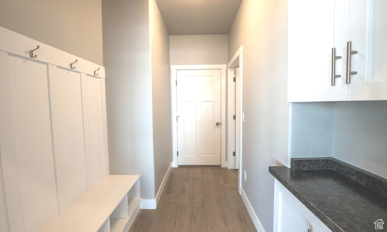 North Logan, Utah, 84321, United States, 3 Bedrooms Bedrooms, ,2 BathroomsBathrooms,Residential,For Sale,1976066