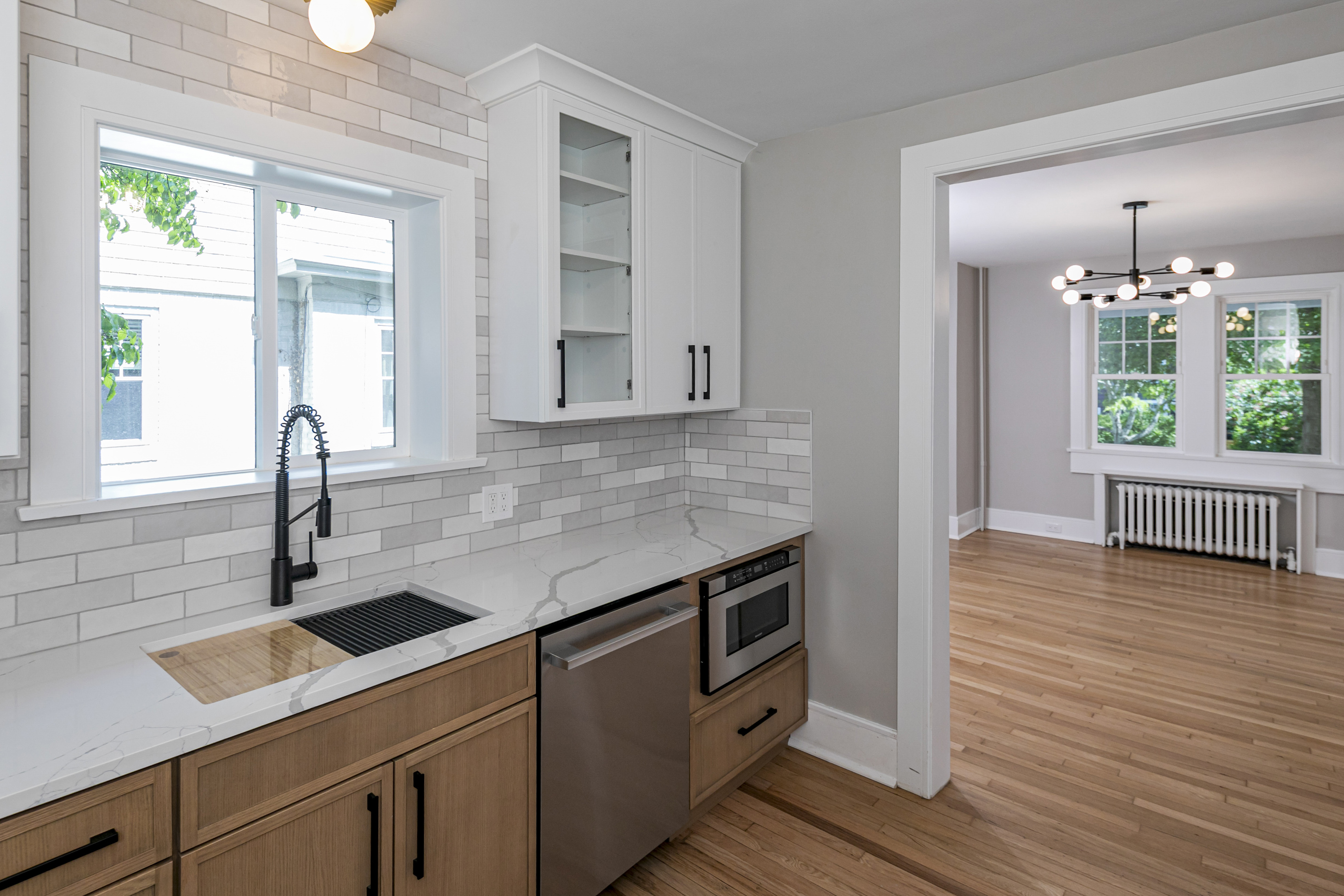  Smartly Updated Vintage Home with a Perfect Location - 物件實景