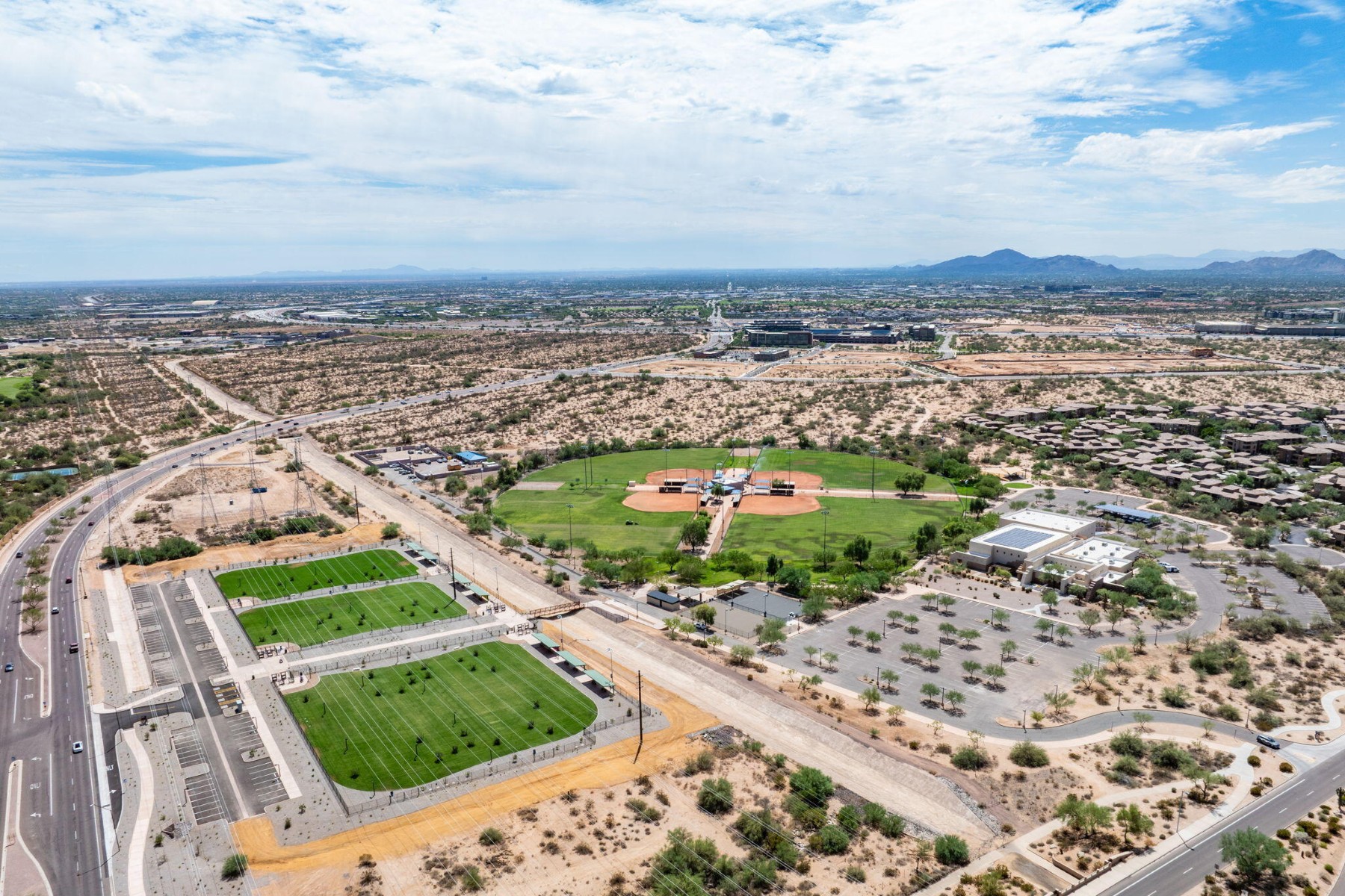  19777 N 76th St¦Scottsdale, AZ - 物件實景