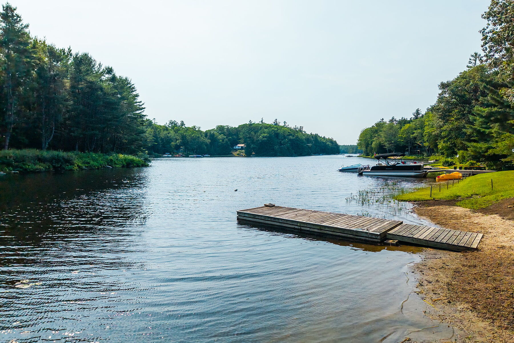  Moon River Waterfront Retreat - 物件實景