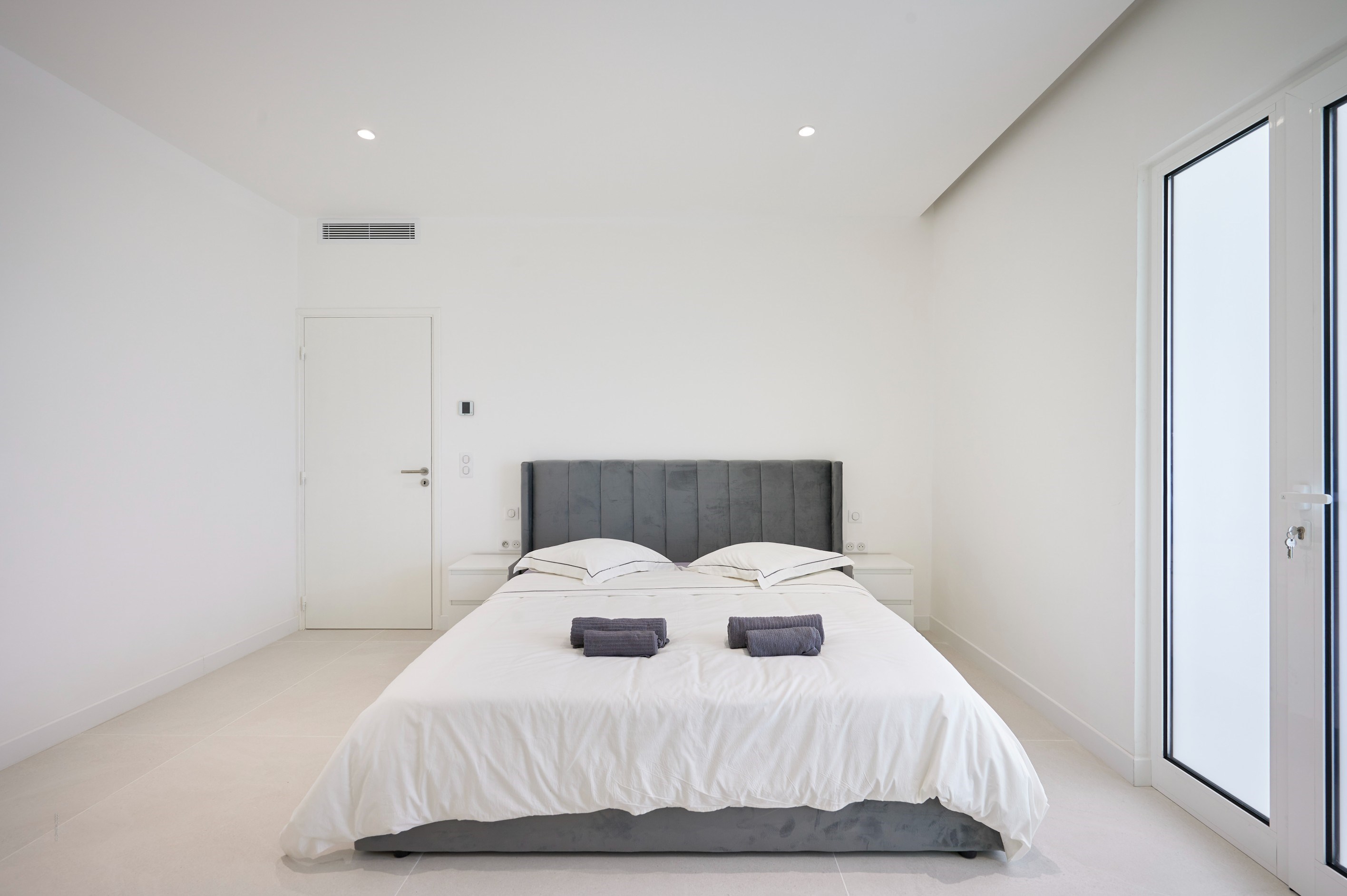  Mougins - Stunning Renovated Villa with a Glimpse of the Sea - 物件實景