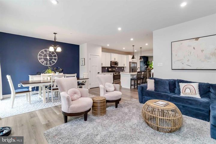 Cheltenham, Pennsylvania, 19012, United States, 3 Bedrooms Bedrooms, ,4 BathroomsBathrooms,Residential,For Sale,1887718