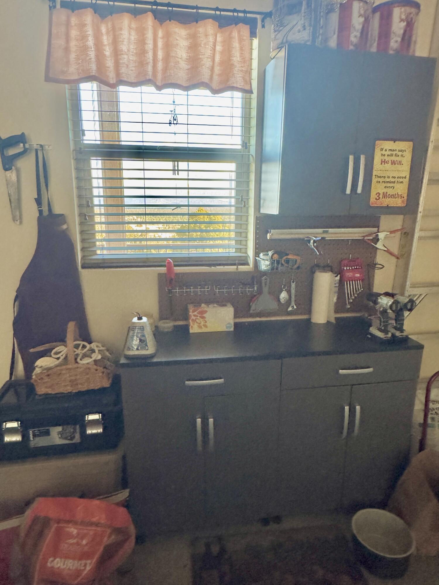 Bend, Oregon, 97703, United States, 3 Bedrooms Bedrooms, ,2 BathroomsBathrooms,Residential,For Sale,2005740