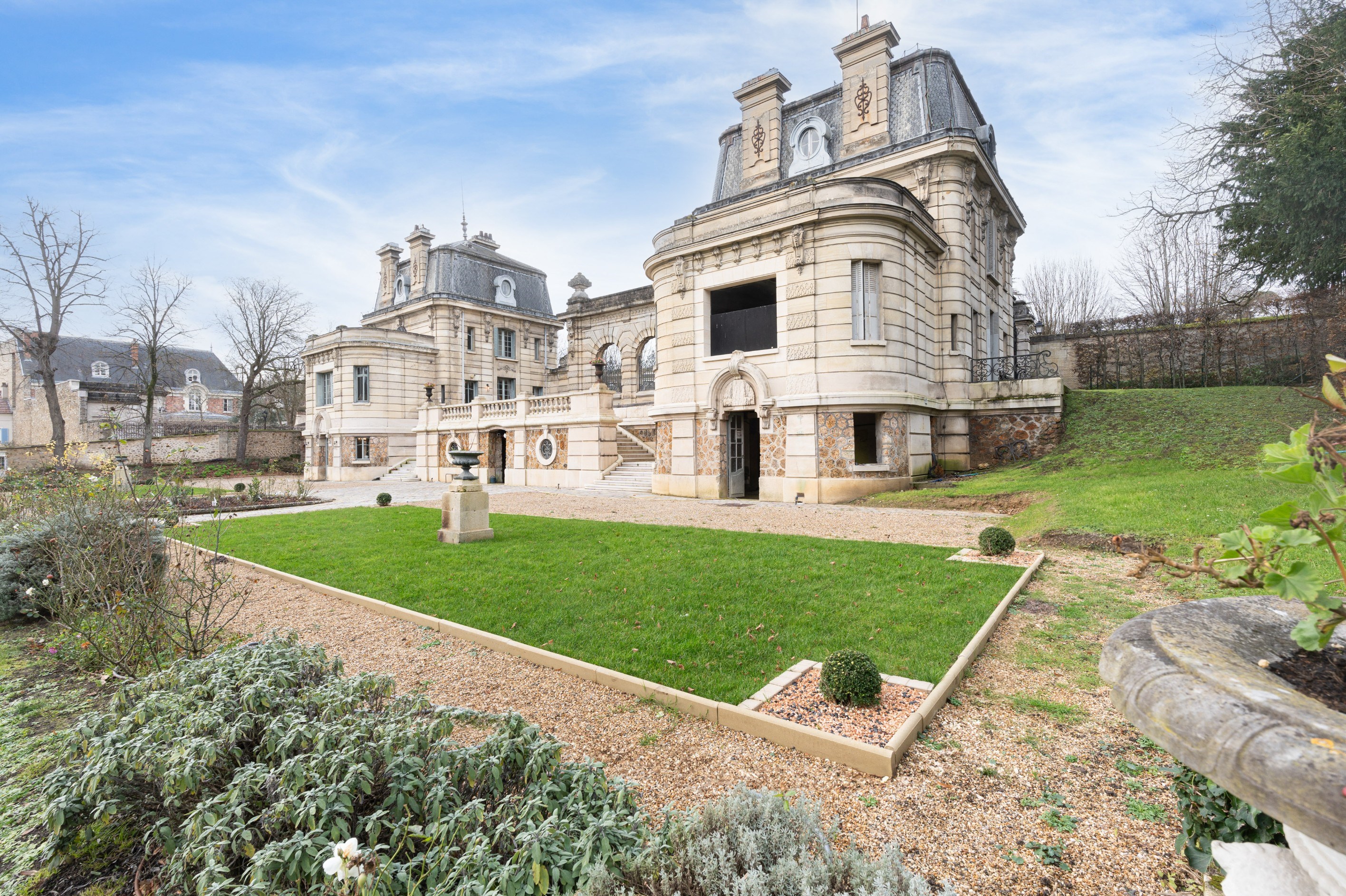  Magnificent château and its landscaped grounds - 物件實景
