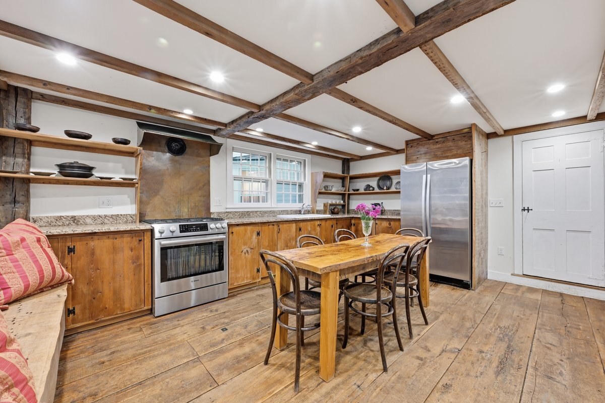 Guilford, Connecticut, 06437, United States, 5 Bedrooms Bedrooms, ,Residential,For Sale,2002504