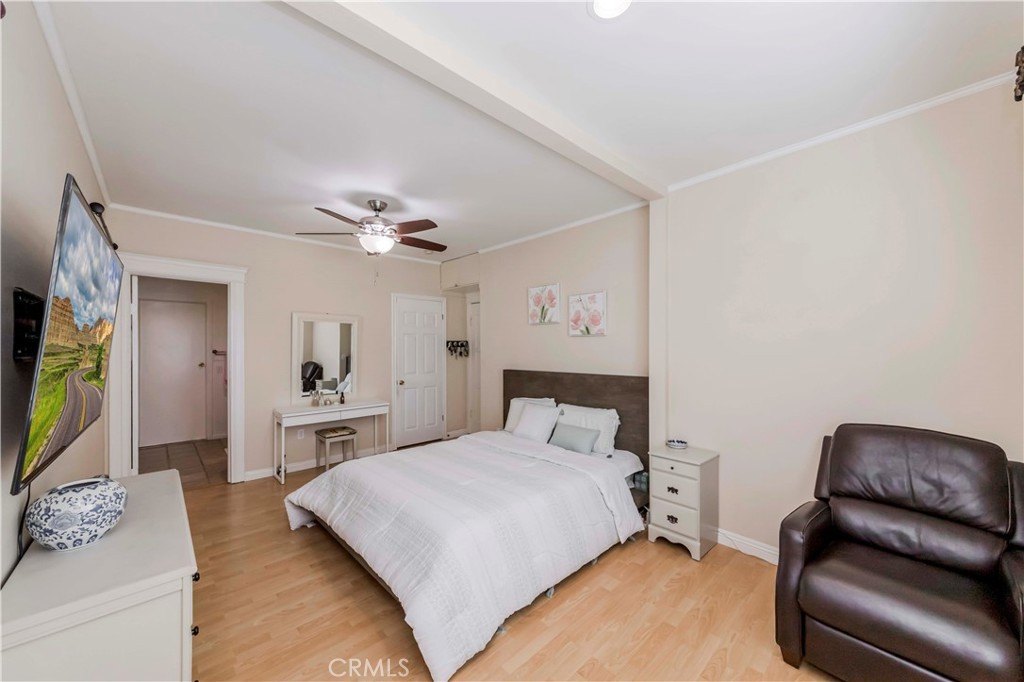 1520 S New Hampshire Avenue, Los Angeles, California, 90006, United States, 2 Bedrooms Bedrooms, ,1 BathroomBathrooms,Residential,For Sale,1520 S New Hampshire Avenue,1599966