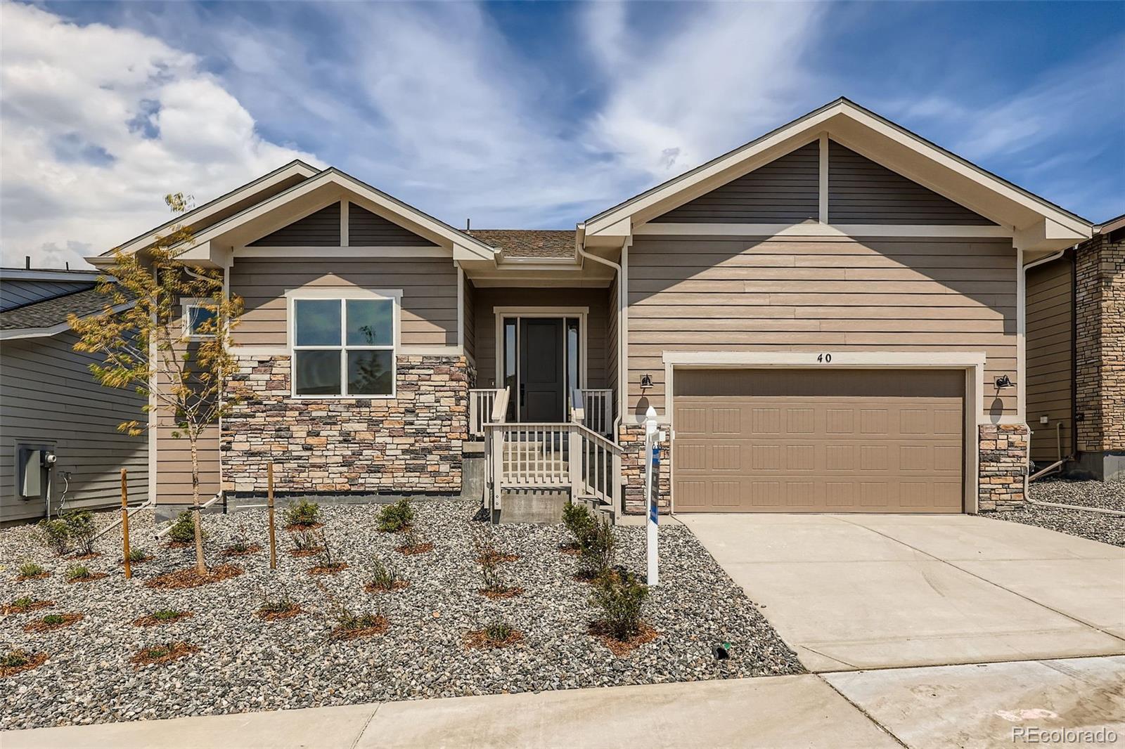 Castle Rock, Colorado, 80104, United States, 2 Bedrooms Bedrooms, ,2 BathroomsBathrooms,Residential,For Sale,1902187