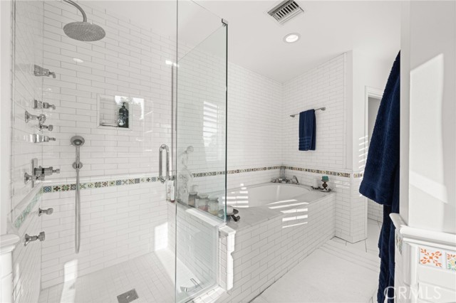 Los Angeles, California, 90064, United States, 6 Bedrooms Bedrooms, ,3 BathroomsBathrooms,Residential,For Sale,1977157