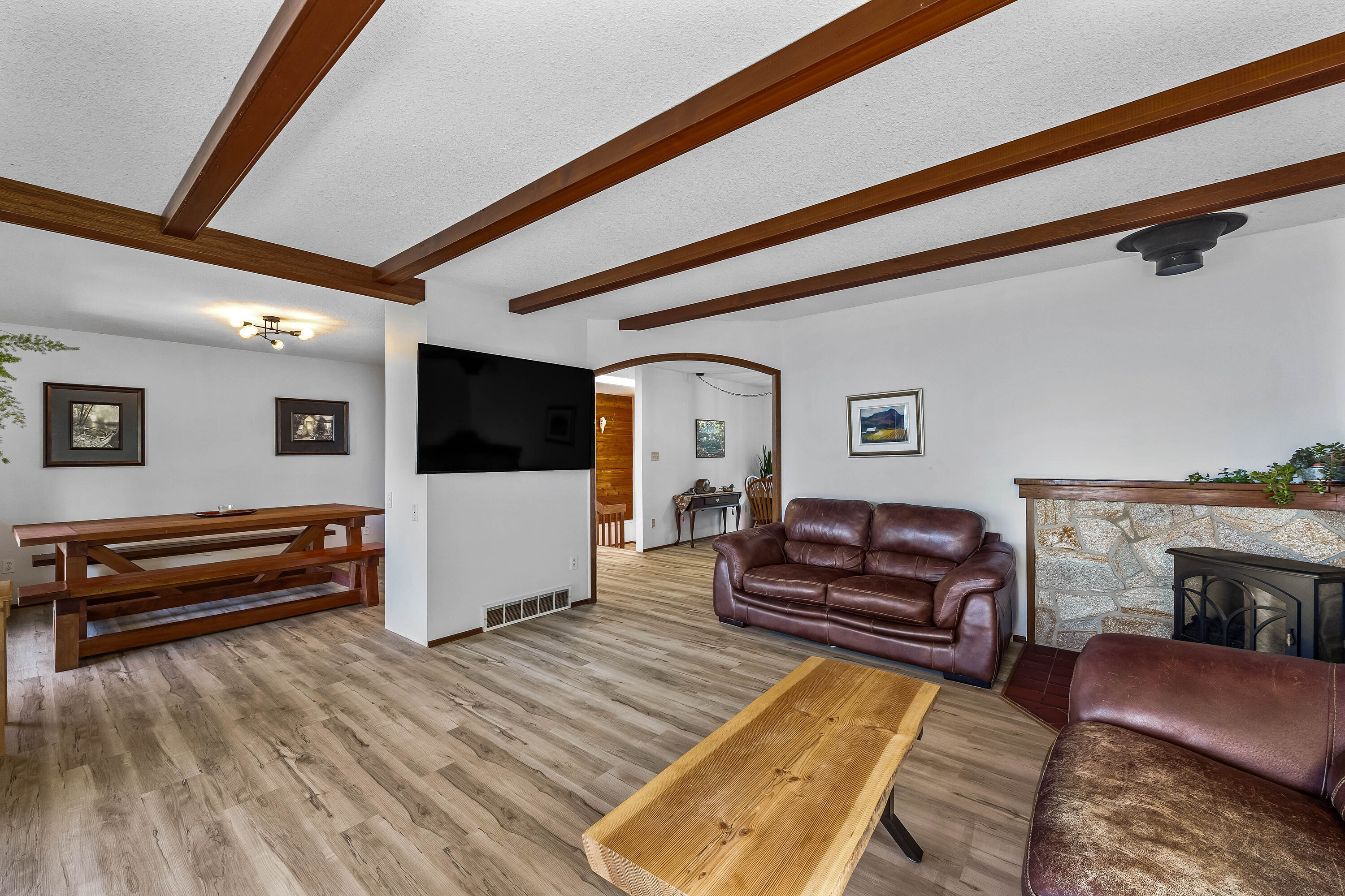  Salmon Arm, Thompson & Okanagan - 物件實景