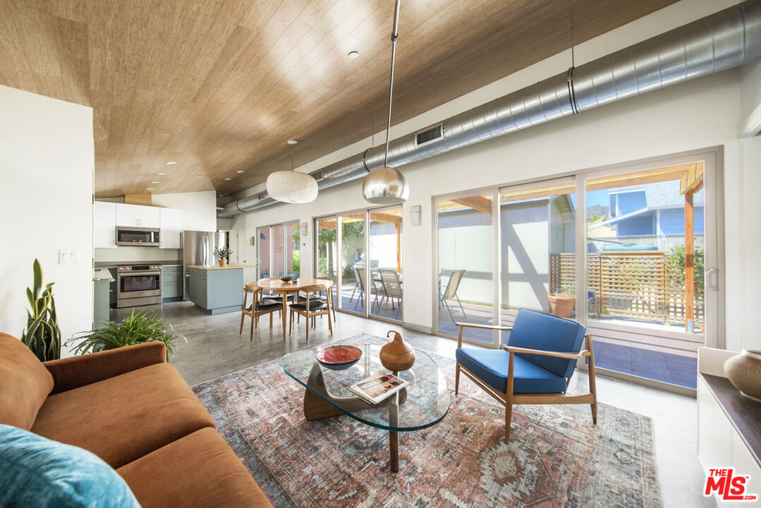Los Angeles, California, 90041, United States, 4 Bedrooms Bedrooms, ,3 BathroomsBathrooms,Residential,For Sale,1859522