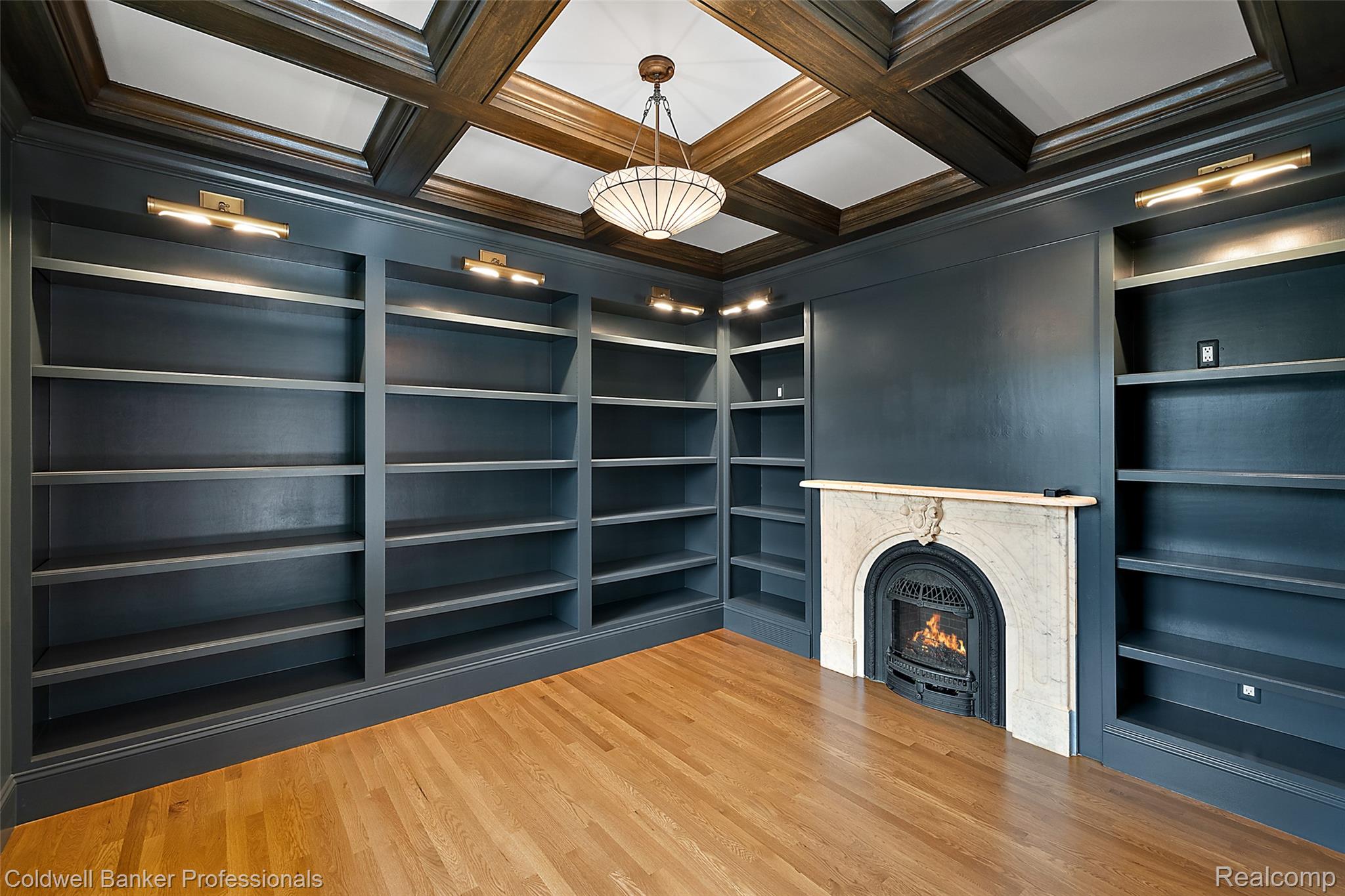 Plymouth, Michigan, 48170, United States, 4 Bedrooms Bedrooms, ,4 BathroomsBathrooms,Residential,For Sale,1986255