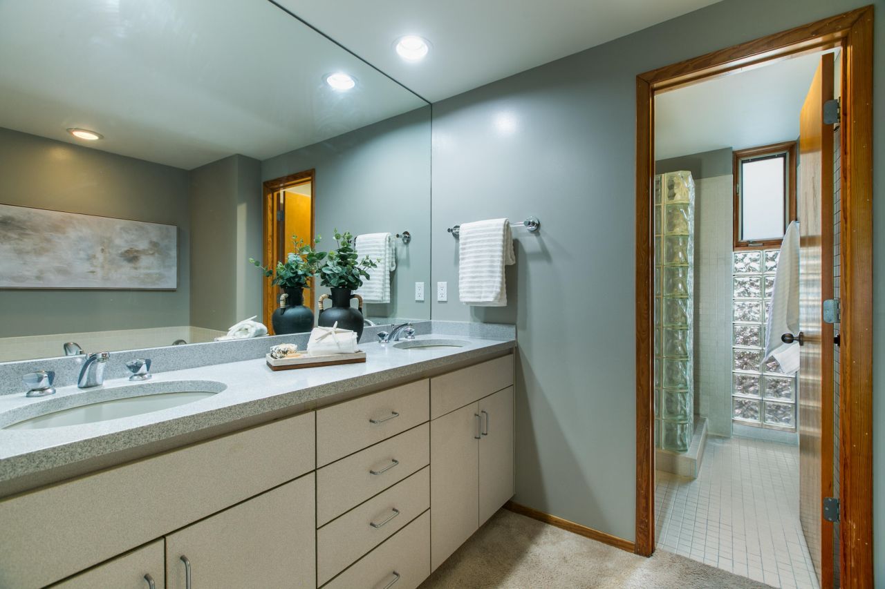 Albuquerque, New Mexico, 87112, United States, 4 Bedrooms Bedrooms, ,3 BathroomsBathrooms,Residential,For Sale,1932467