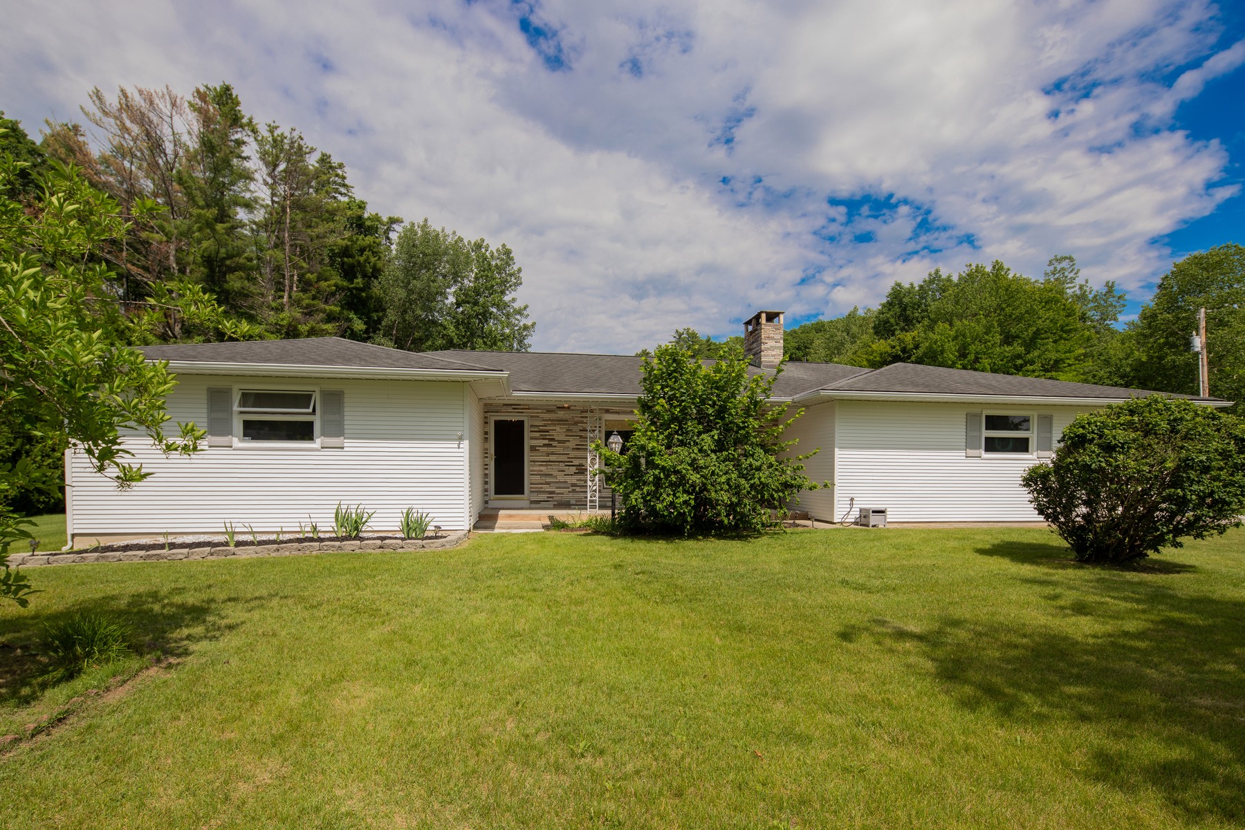  125 Maplewood Drive - 物件實景