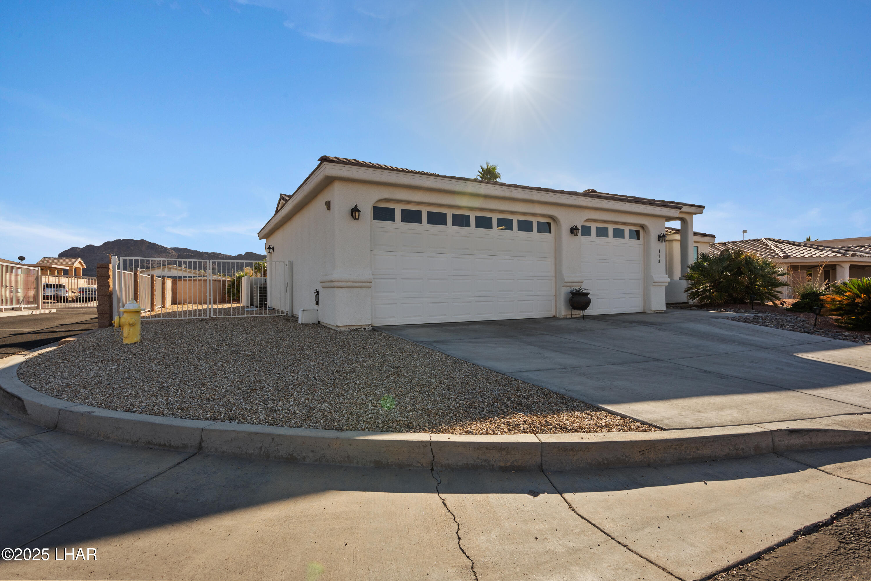 Lake Havasu City, Arizona, 86406, United States, 3 Bedrooms Bedrooms, ,1 BathroomBathrooms,Residential,For Sale,1995685