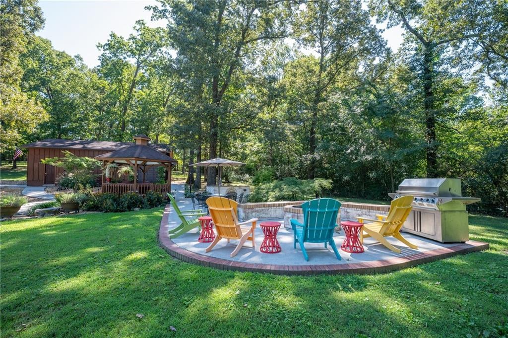 Calhoun, Georgia, 30701, United States, 3 Bedrooms Bedrooms, ,3 BathroomsBathrooms,Residential,For Sale,1980675