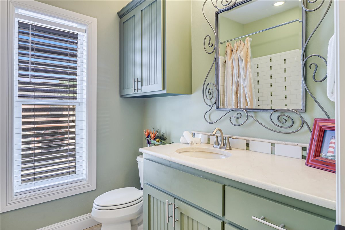 Port Aransas, Texas, 78373, United States, 3 Bedrooms Bedrooms, ,3 BathroomsBathrooms,Residential,For Sale,1984439