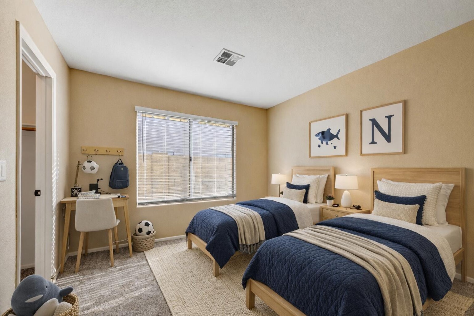  Camelot Village - 物件實景