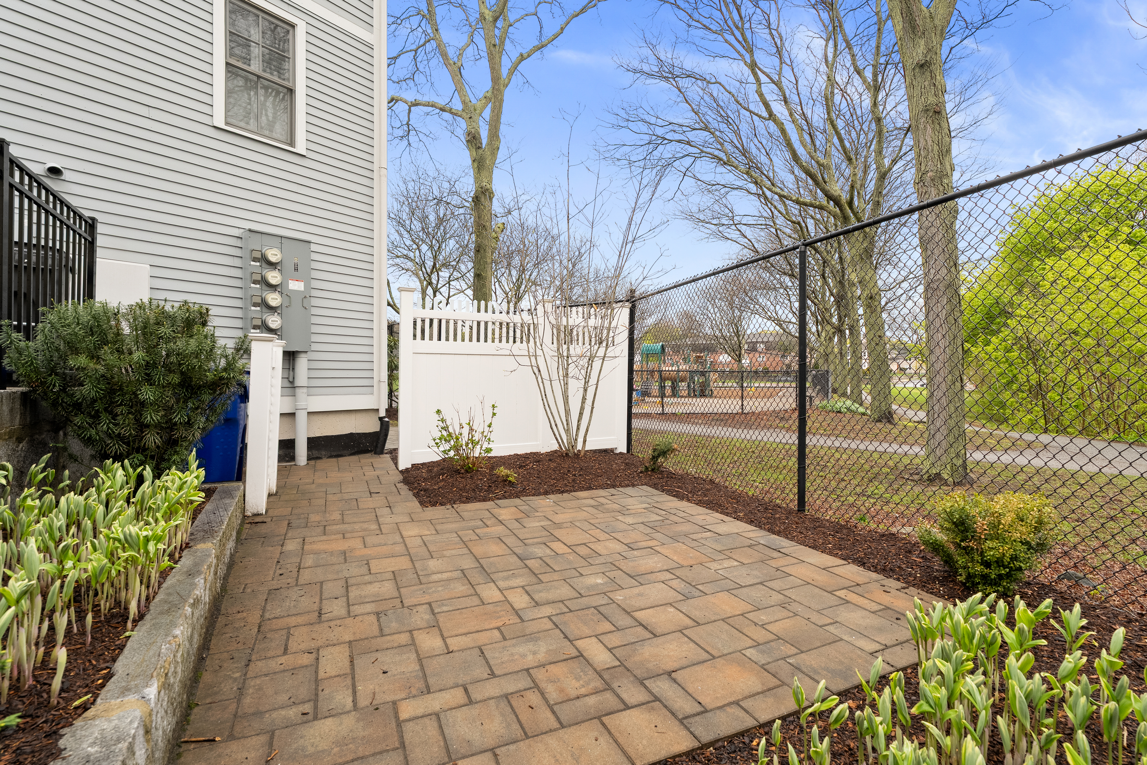  11 Russell Place, unit 11, Arlington, MA, 02474 - 物件實景