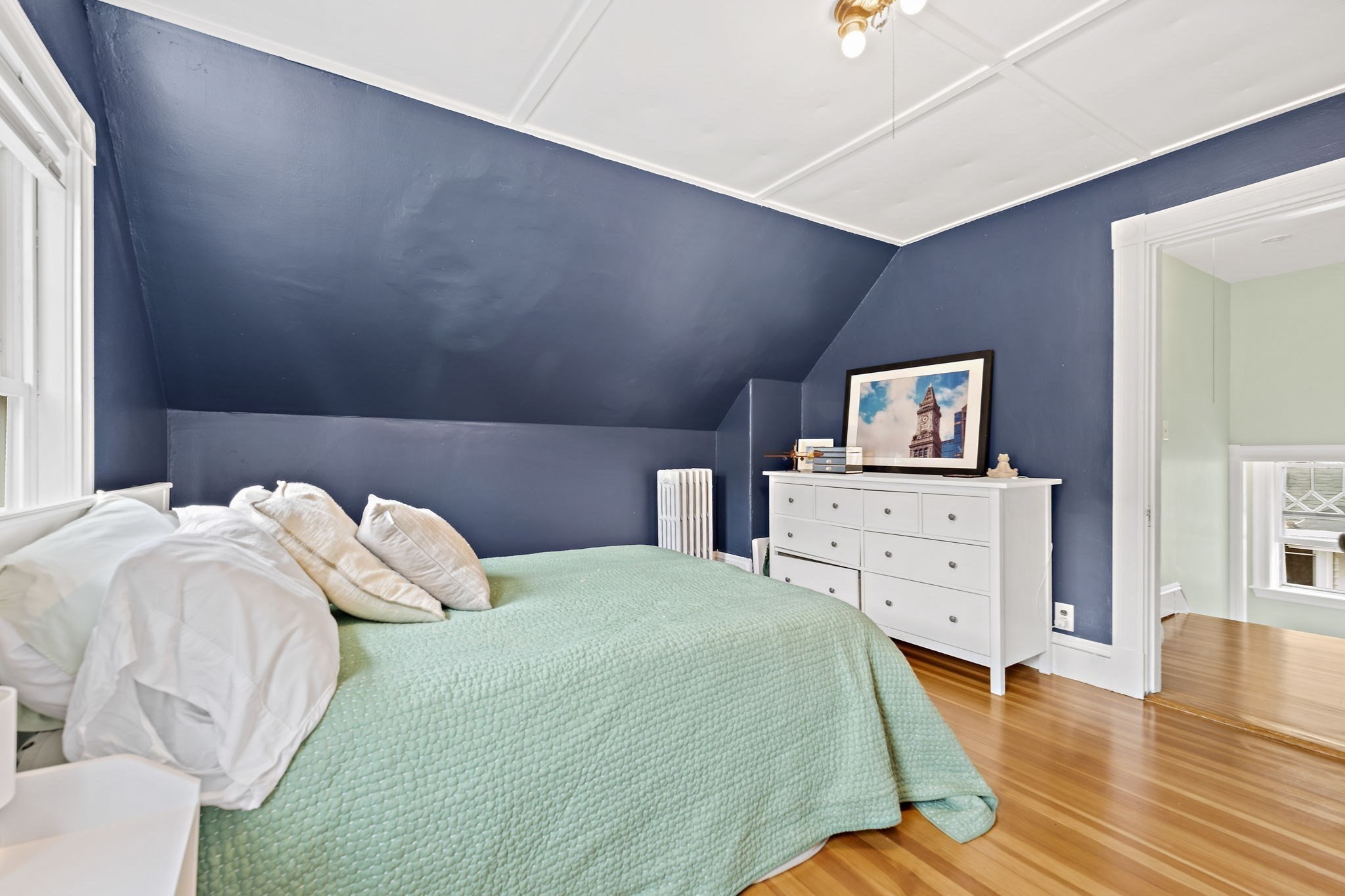 Malden, Massachusetts, 02148, United States, 3 Bedrooms Bedrooms, ,Residential,For Sale,1980129