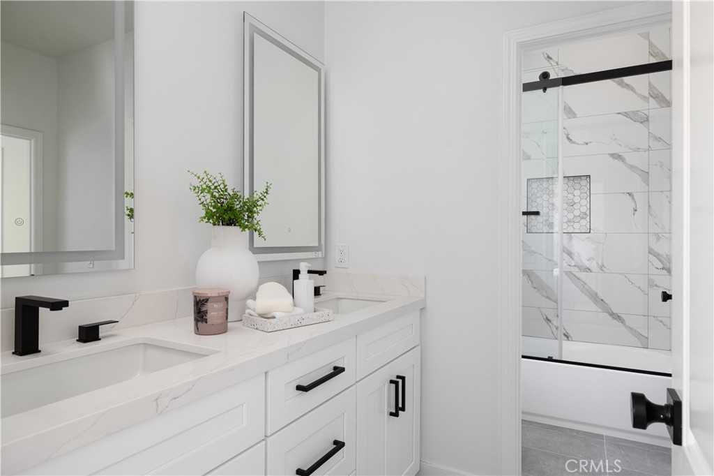 Huntington Beach, California, 92648, United States, 5 Bedrooms Bedrooms, ,1 BathroomBathrooms,Residential,For Sale,1732032