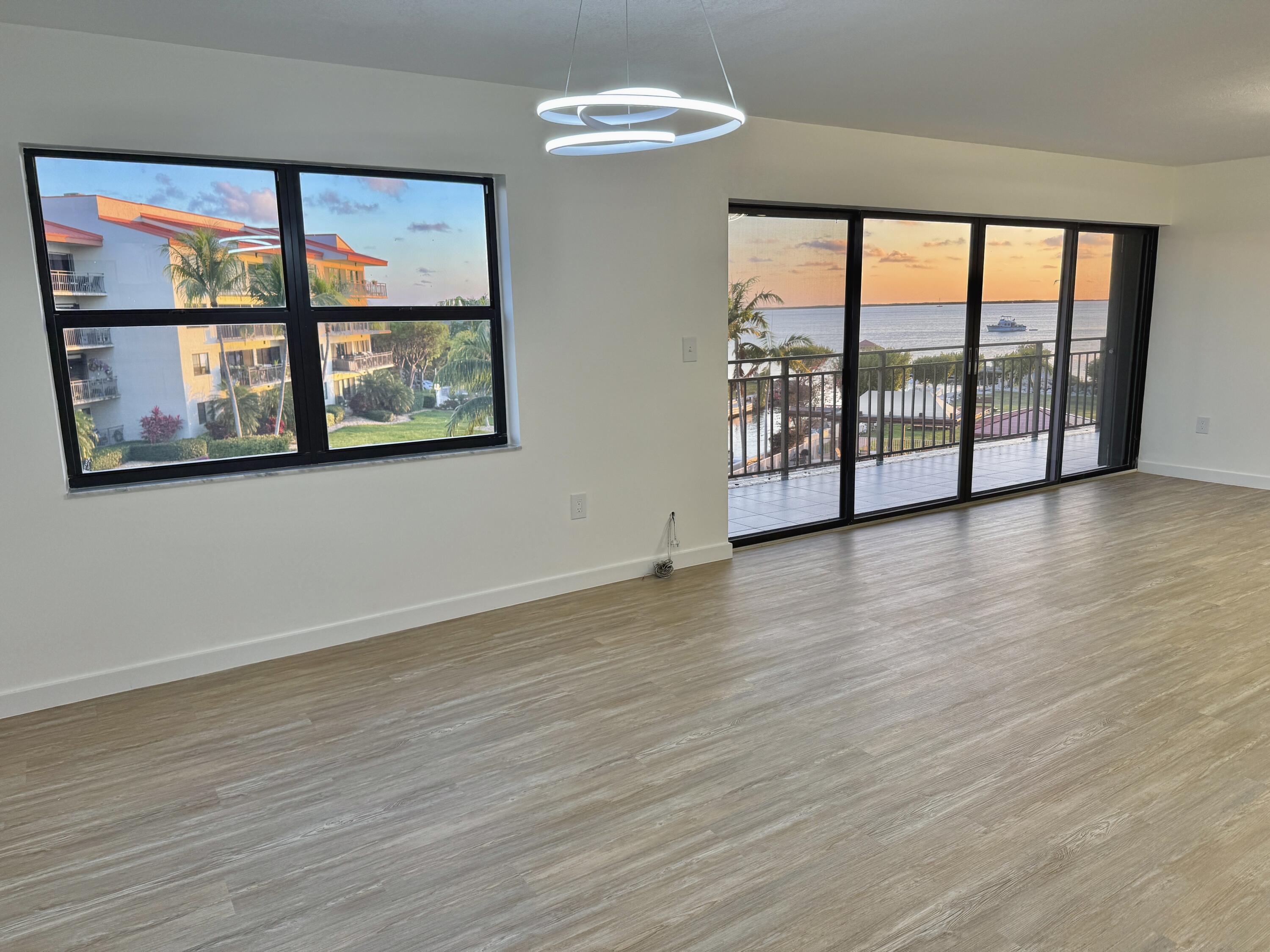 KEY LARGO, Florida, 33037, United States, 3 Bedrooms Bedrooms, ,2 BathroomsBathrooms,Residential,For Sale,1913329