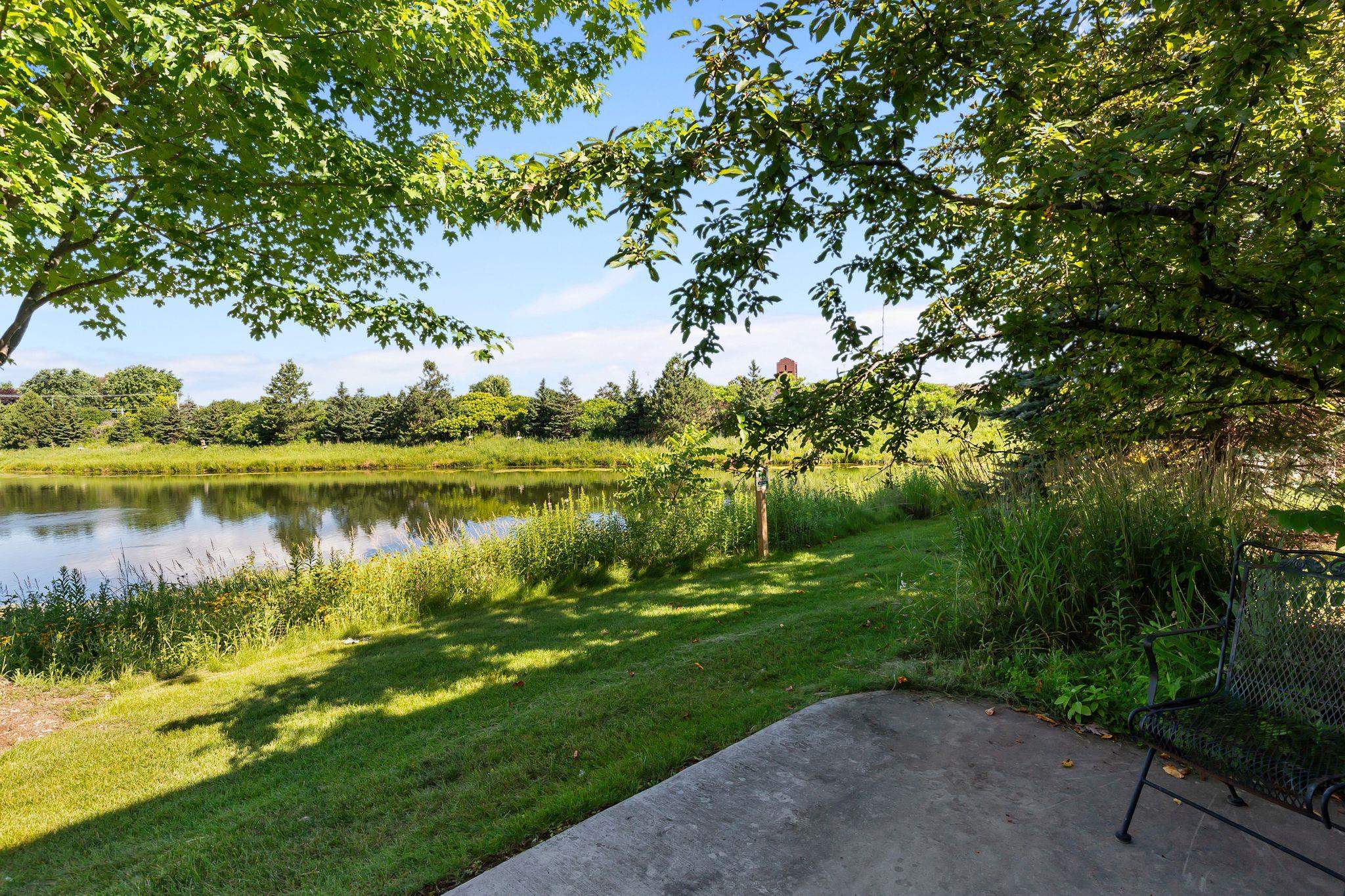 Appleton, Wisconsin, 54913, United States, 3 Bedrooms Bedrooms, ,3 BathroomsBathrooms,Residential,For Sale,1937217