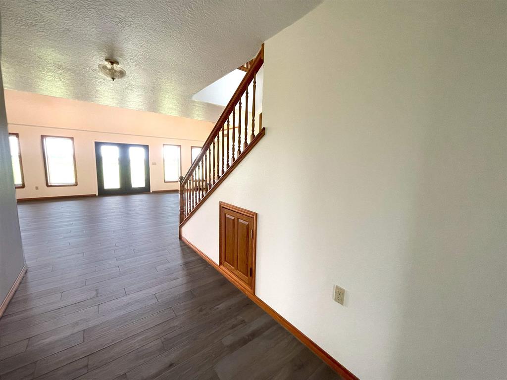 Winnie, Texas, 77665, United States, 4 Bedrooms Bedrooms, ,4 BathroomsBathrooms,Residential,For Sale,1918709