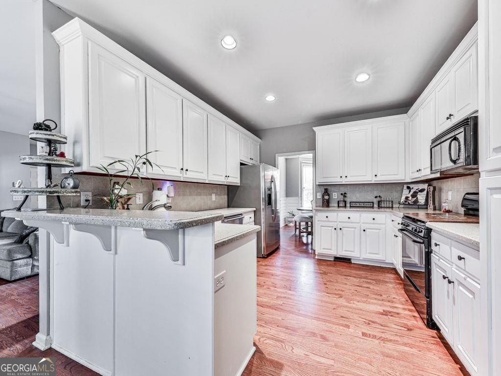 Dallas, Georgia, 30132, United States, 5 Bedrooms Bedrooms, ,3 BathroomsBathrooms,Residential,For Sale,1914643