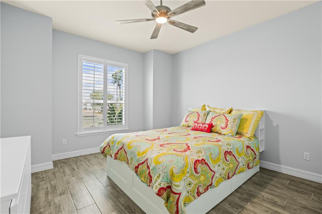 Corpus Christi, Texas, 78418, United States, 5 Bedrooms Bedrooms, ,3 BathroomsBathrooms,Residential,For Sale,1847256