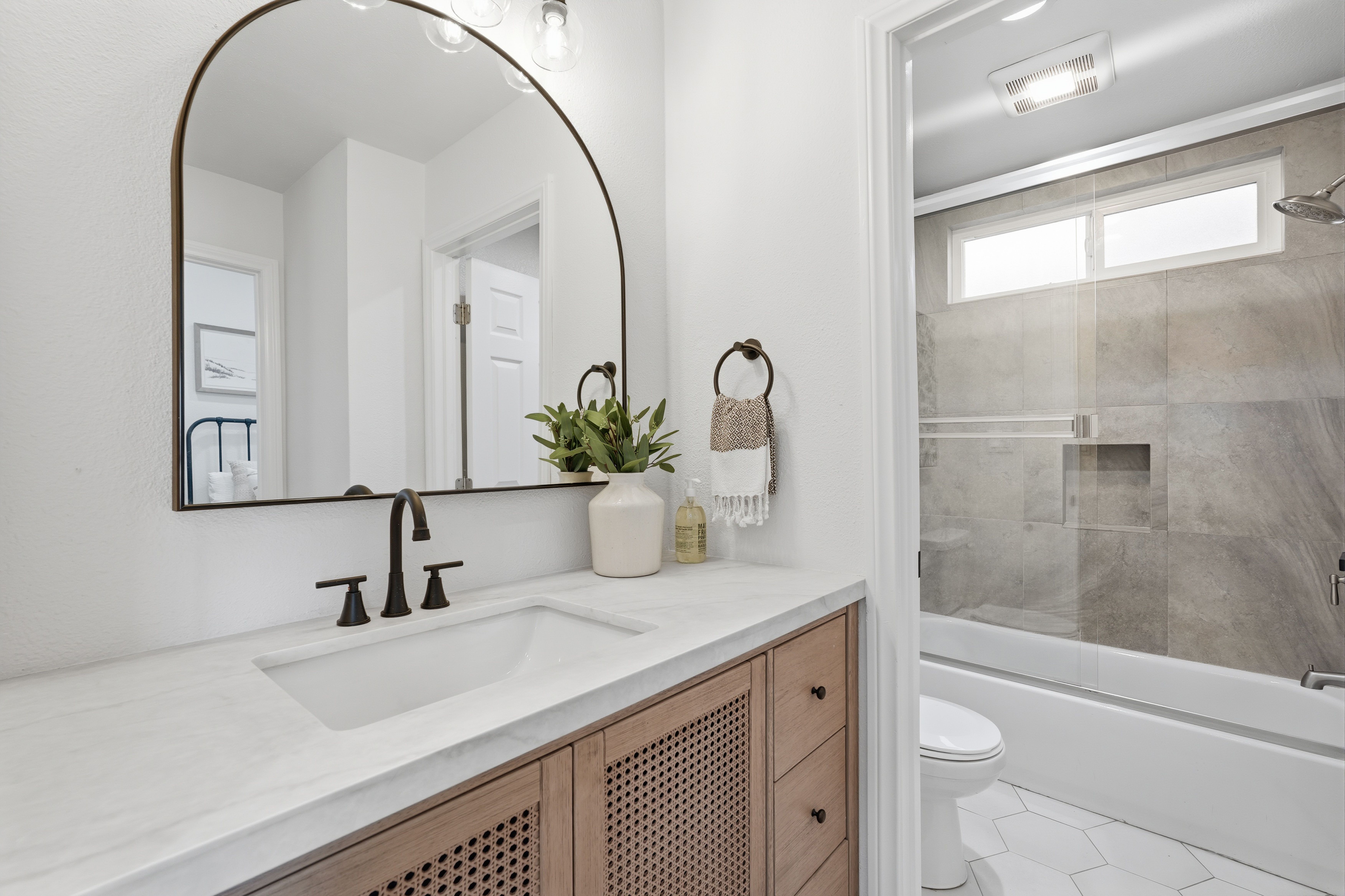  2413 Ives Lane, Redondo Beach, CA 90278 - 物件實景