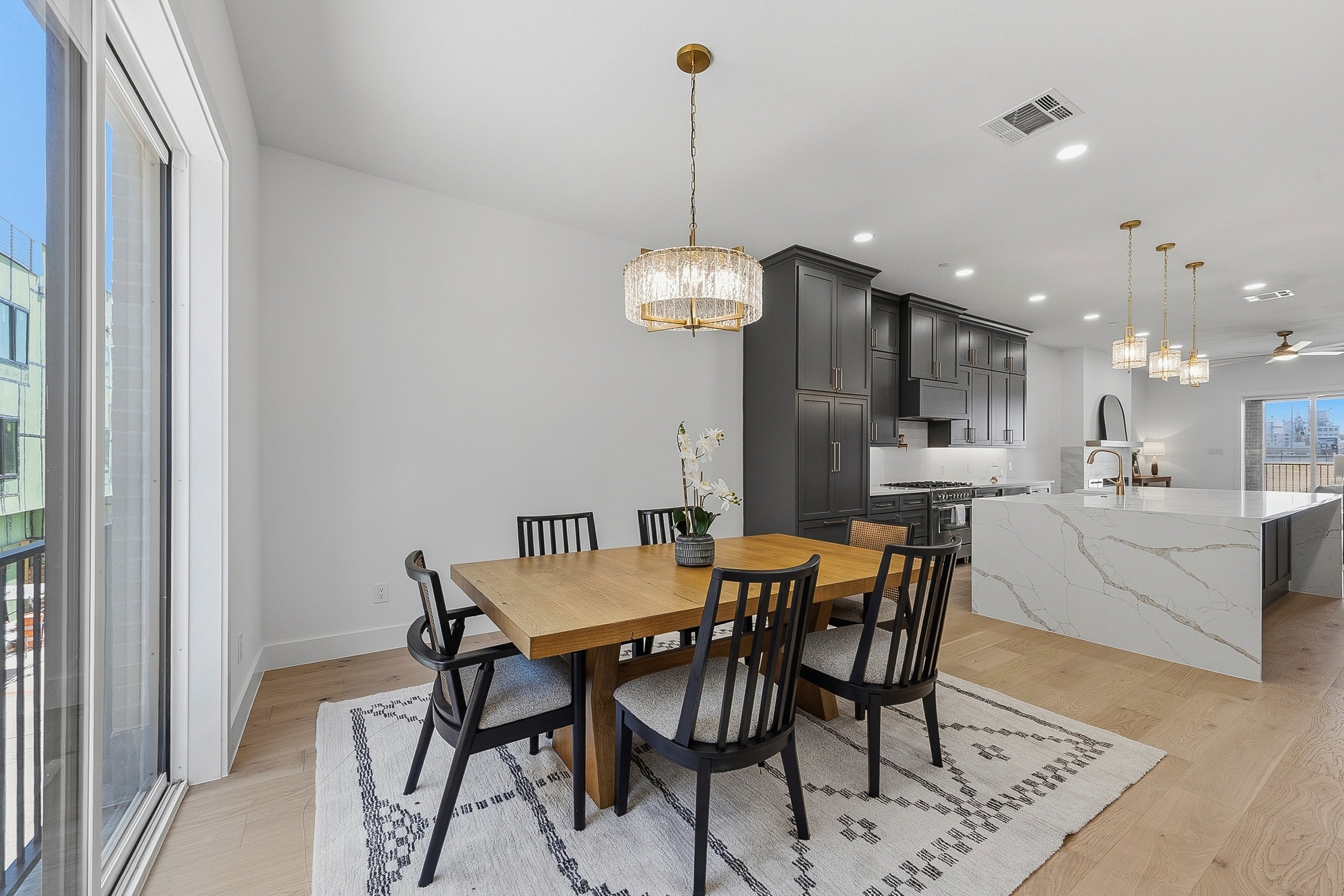  408 Vista Buena Trail, Fort Worth, TX, 76111 - 物件實景