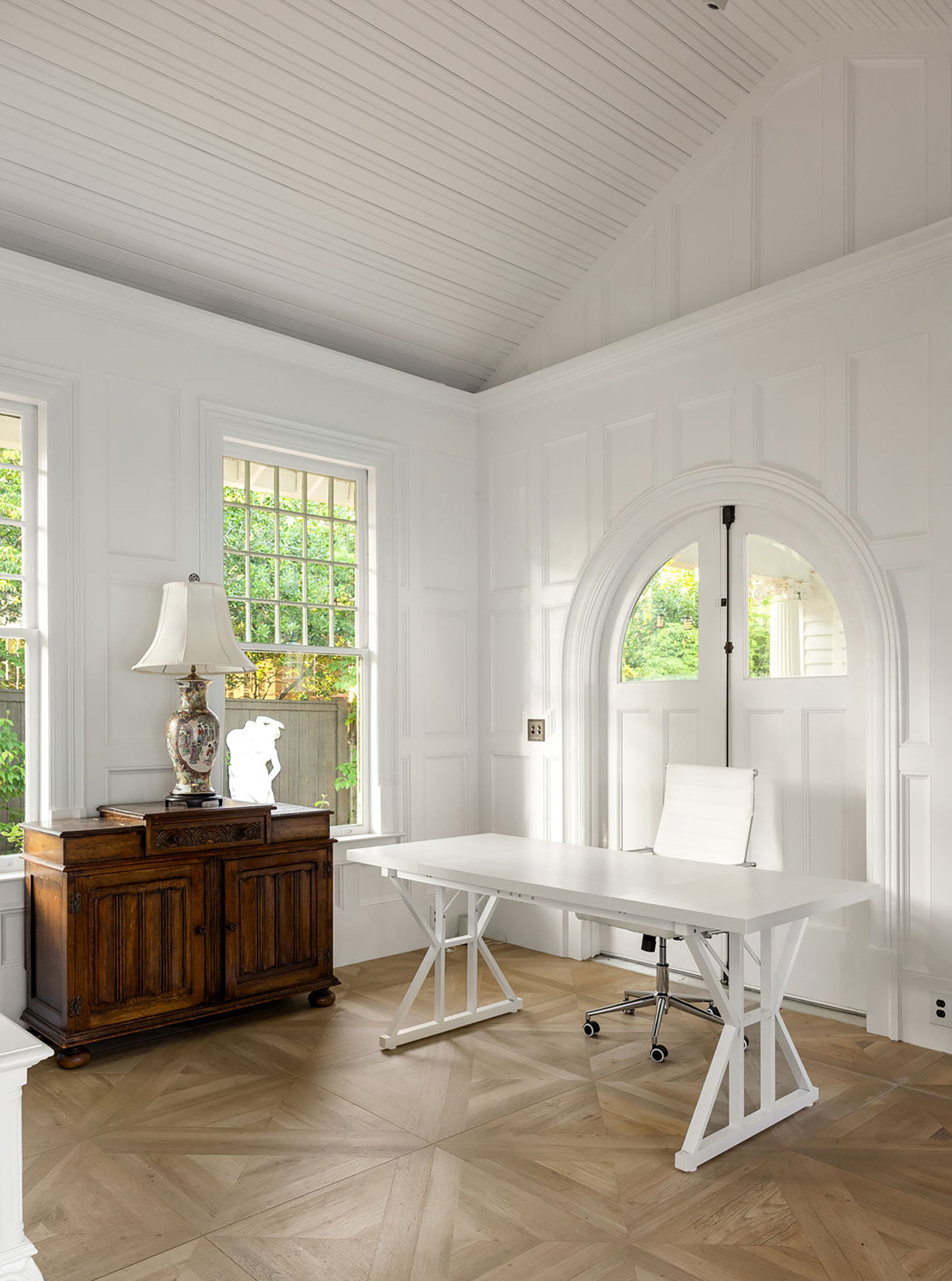  A Curated Historic Estate of Extraordinary Detail and Design - 物件實景