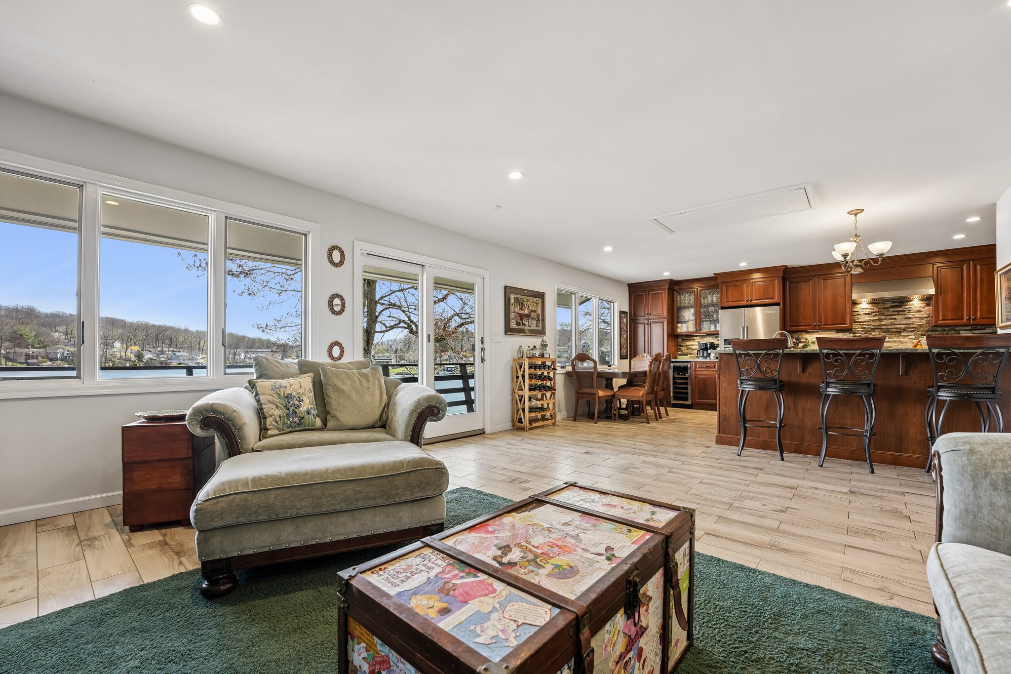  213 Hudson Avenue, Hopatcong, NJ 07843 - 物件實景