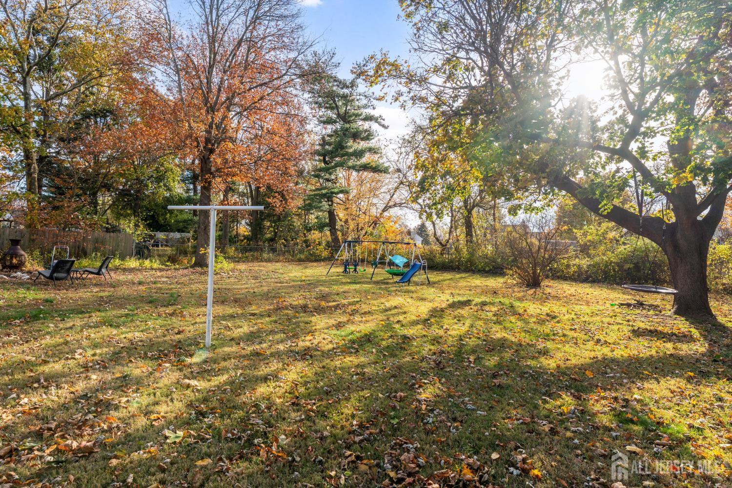 Piscataway, New Jersey, 08854, United States, 3 Bedrooms Bedrooms, ,2 BathroomsBathrooms,Residential,For Sale,1989136