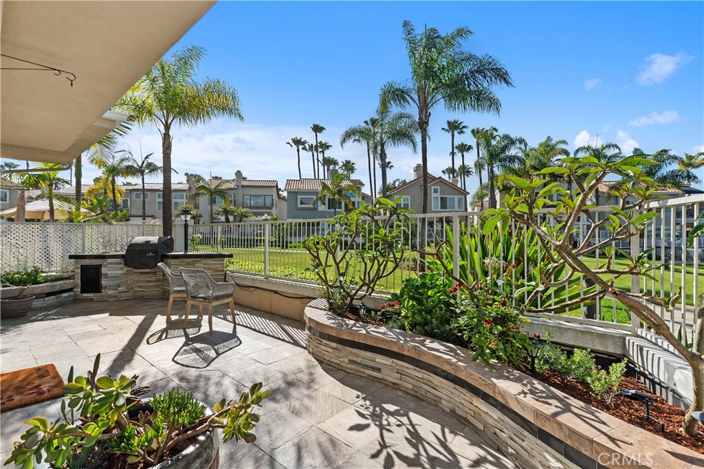 Long Beach, California, 90803, United States, 3 Bedrooms Bedrooms, ,3 BathroomsBathrooms,Residential,For Sale,1989113