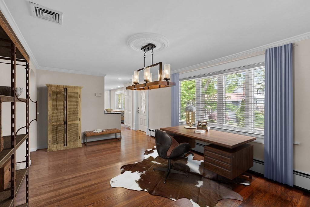 Malden, Massachusetts, 02148, United States, 3 Bedrooms Bedrooms, ,2 BathroomsBathrooms,Residential,For Sale,1938080