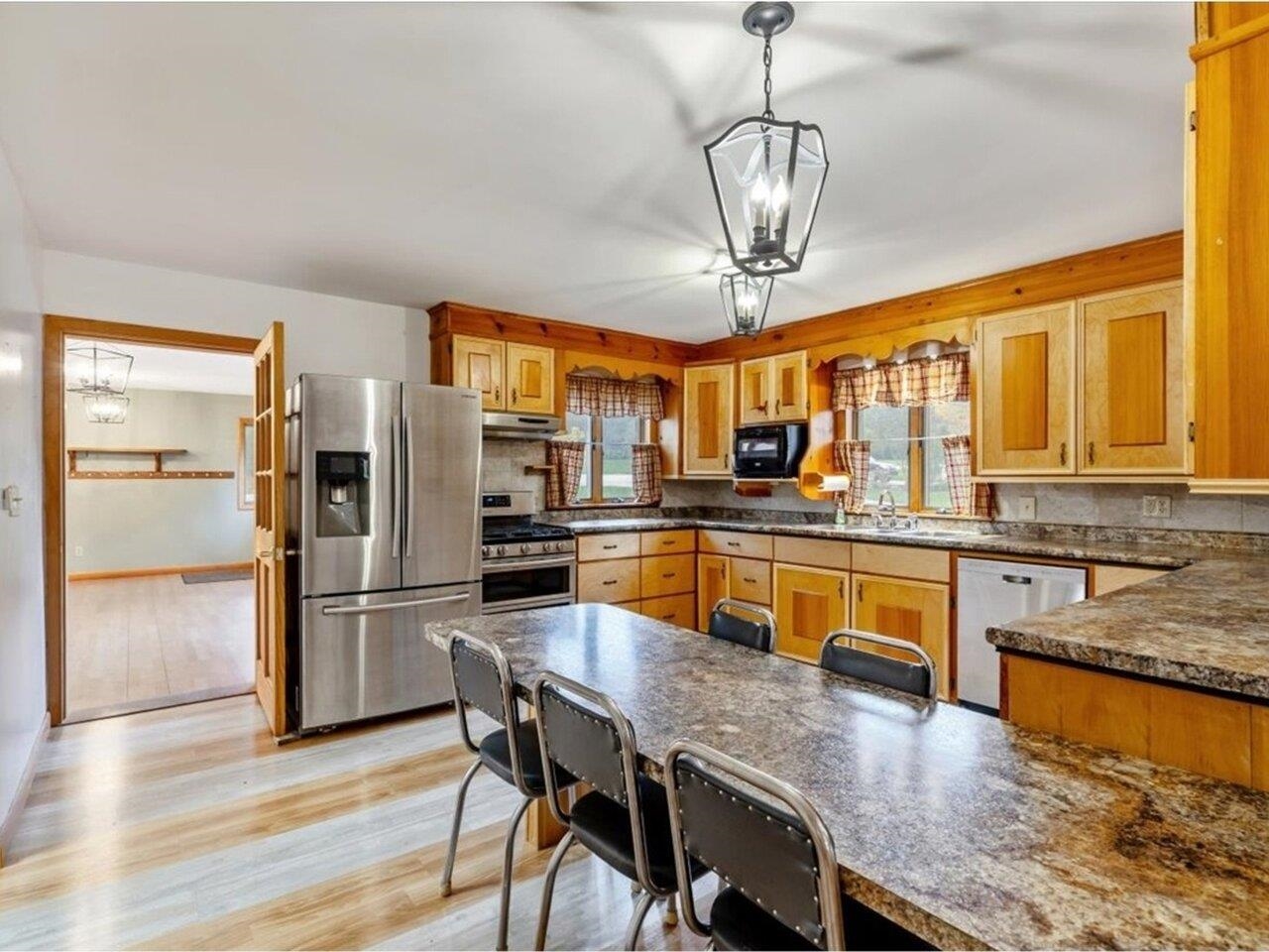 St. Albans Town, Vermont, 05478, United States, 4 Bedrooms Bedrooms, ,3 BathroomsBathrooms,Residential,For Sale,1970422