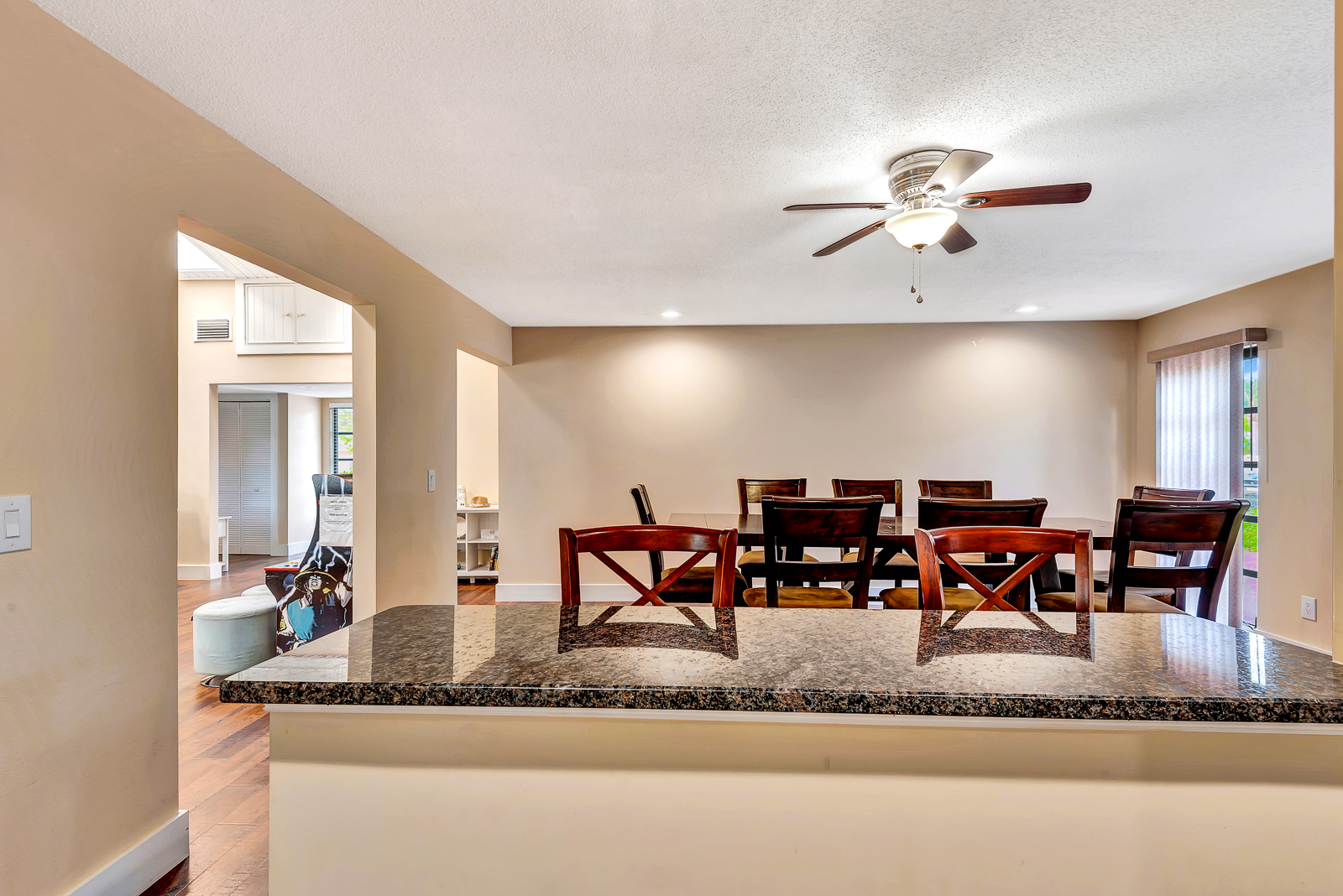 Sarasota, Florida, 34231, United States, 4 Bedrooms Bedrooms, ,2 BathroomsBathrooms,Residential,For Sale,1981224